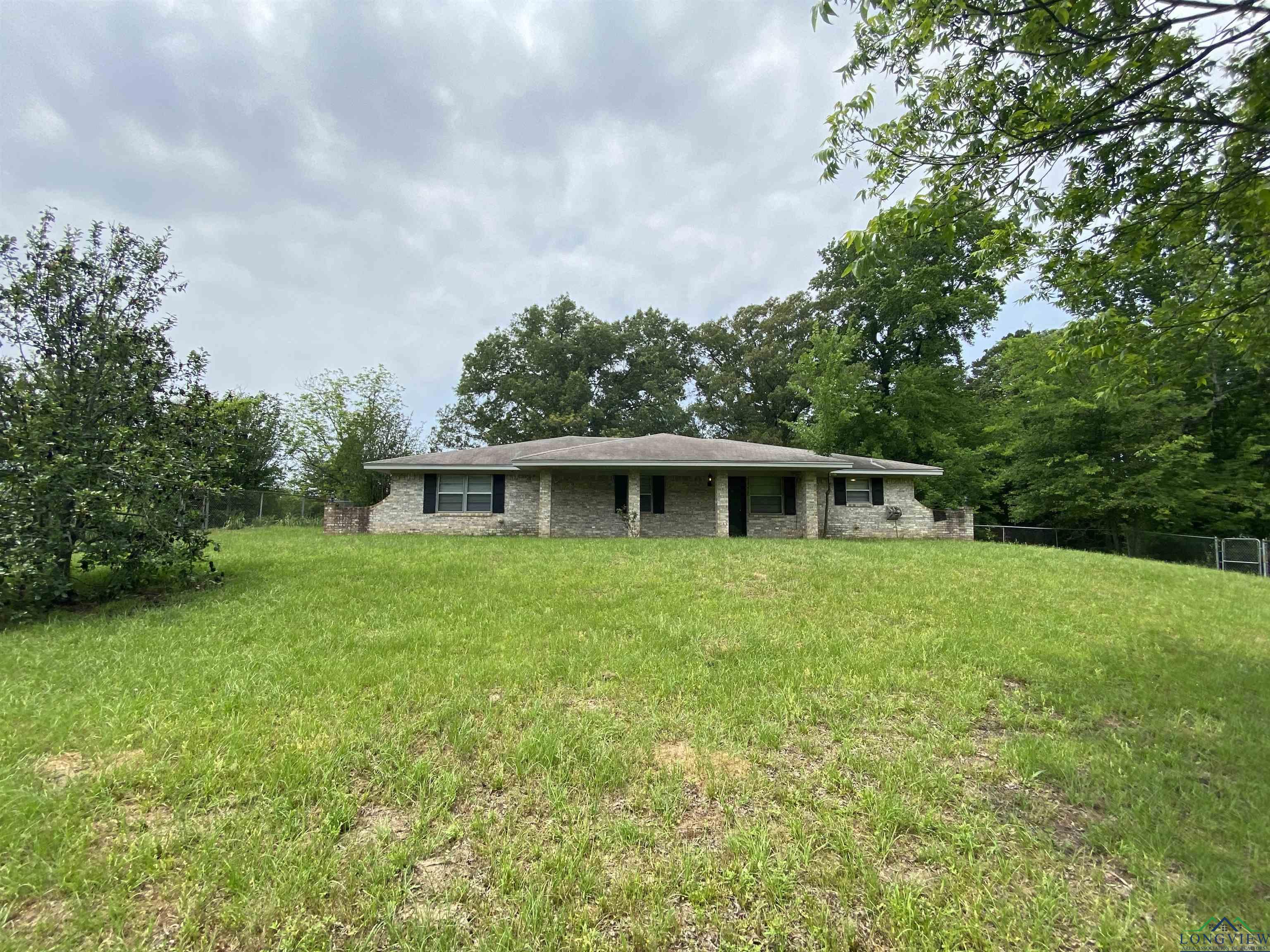 5126 Grouse Rd, Gilmer, Texas image 2