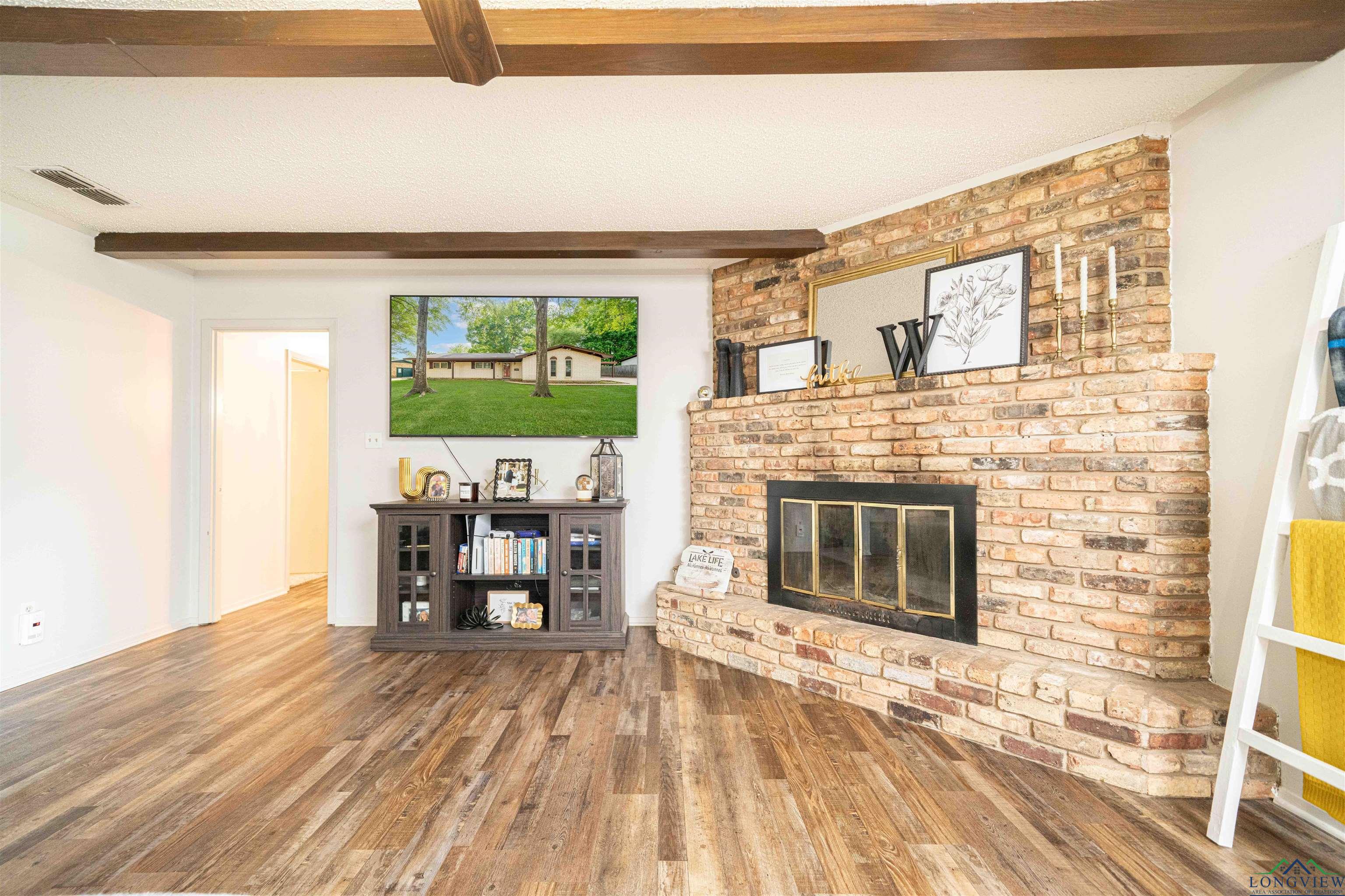1309 Tony St, White Oak, Texas image 4