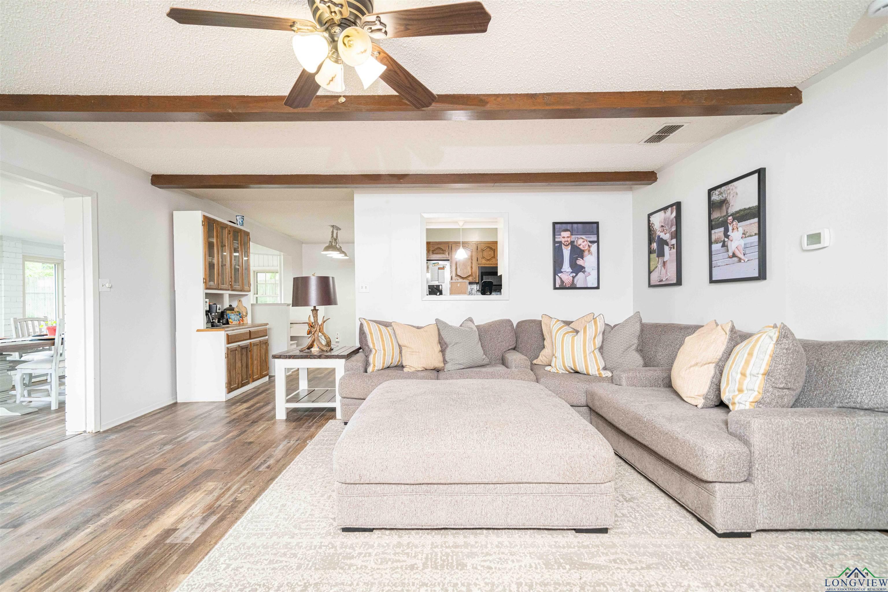 1309 Tony St, White Oak, Texas image 5