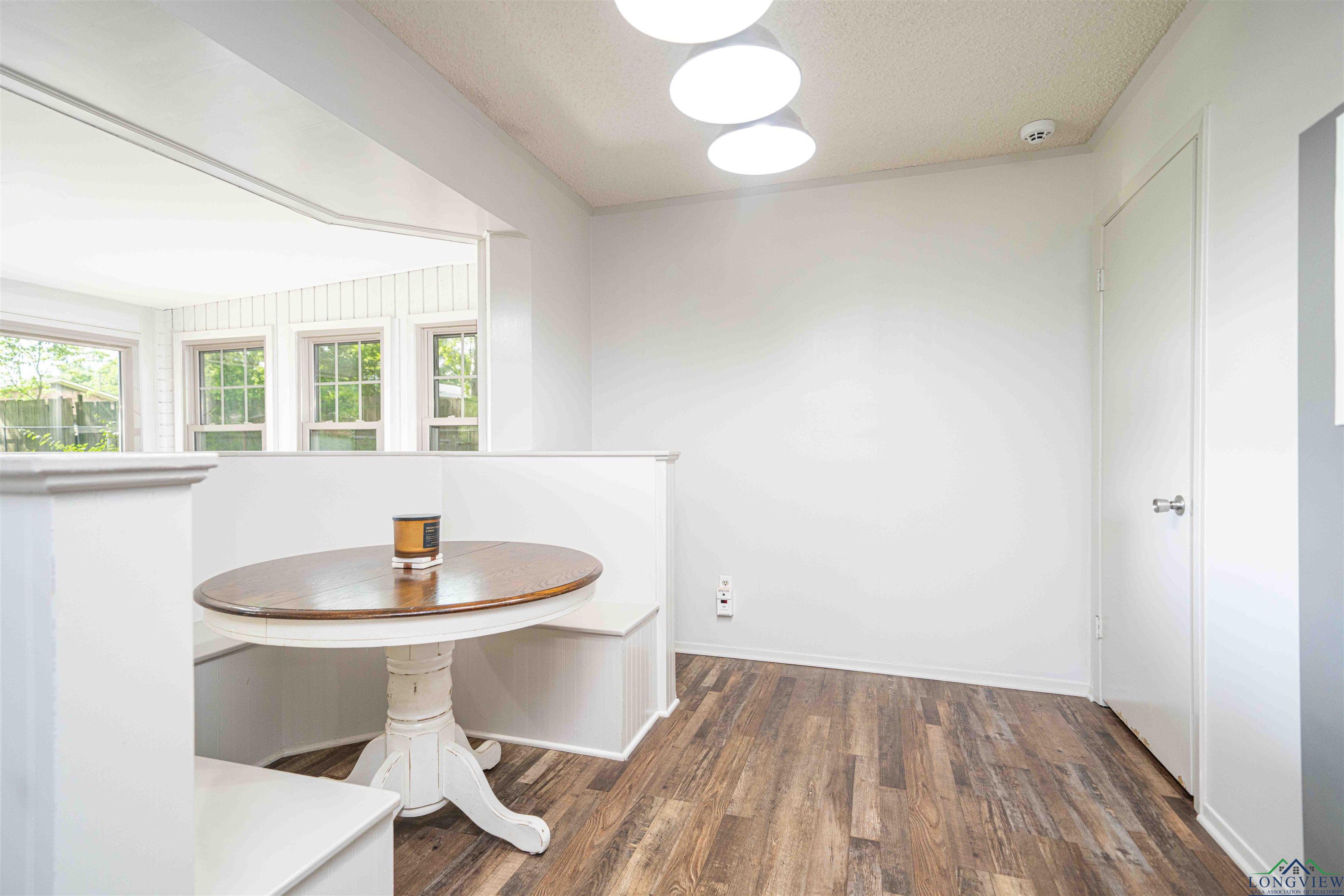 1309 Tony St, White Oak, Texas image 9