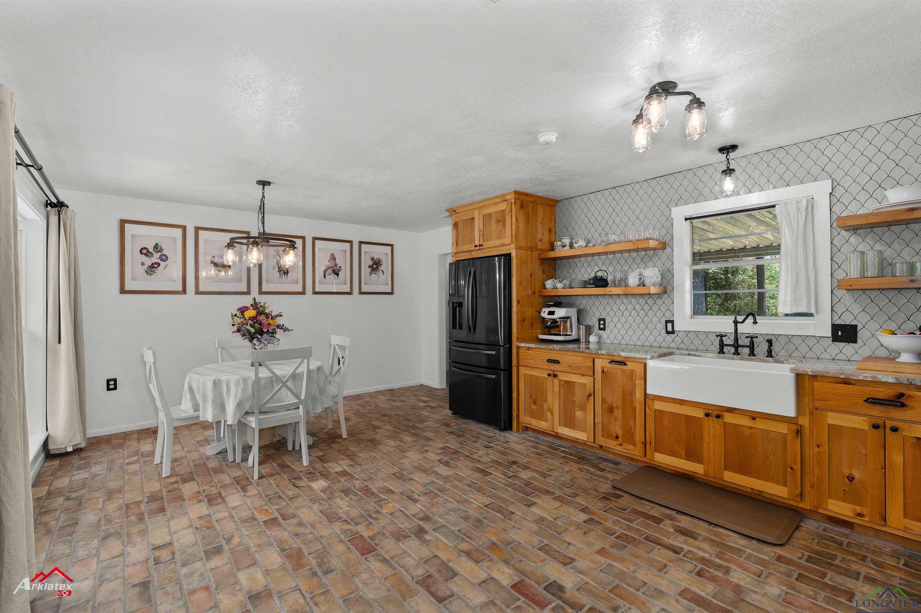 9829 Hwy 11, Hughes Springs, Texas image 13