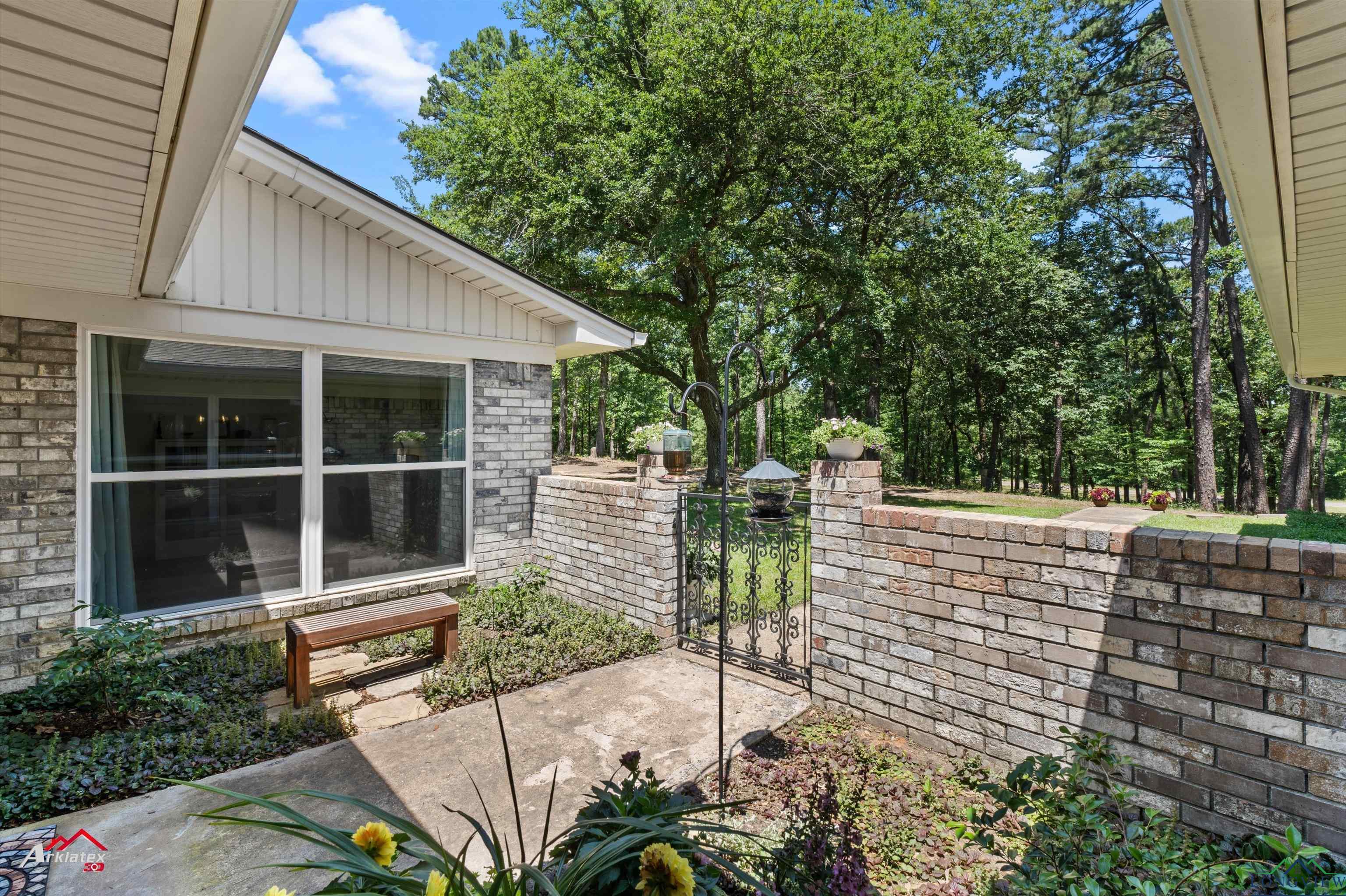 9829 Hwy 11, Hughes Springs, Texas image 4