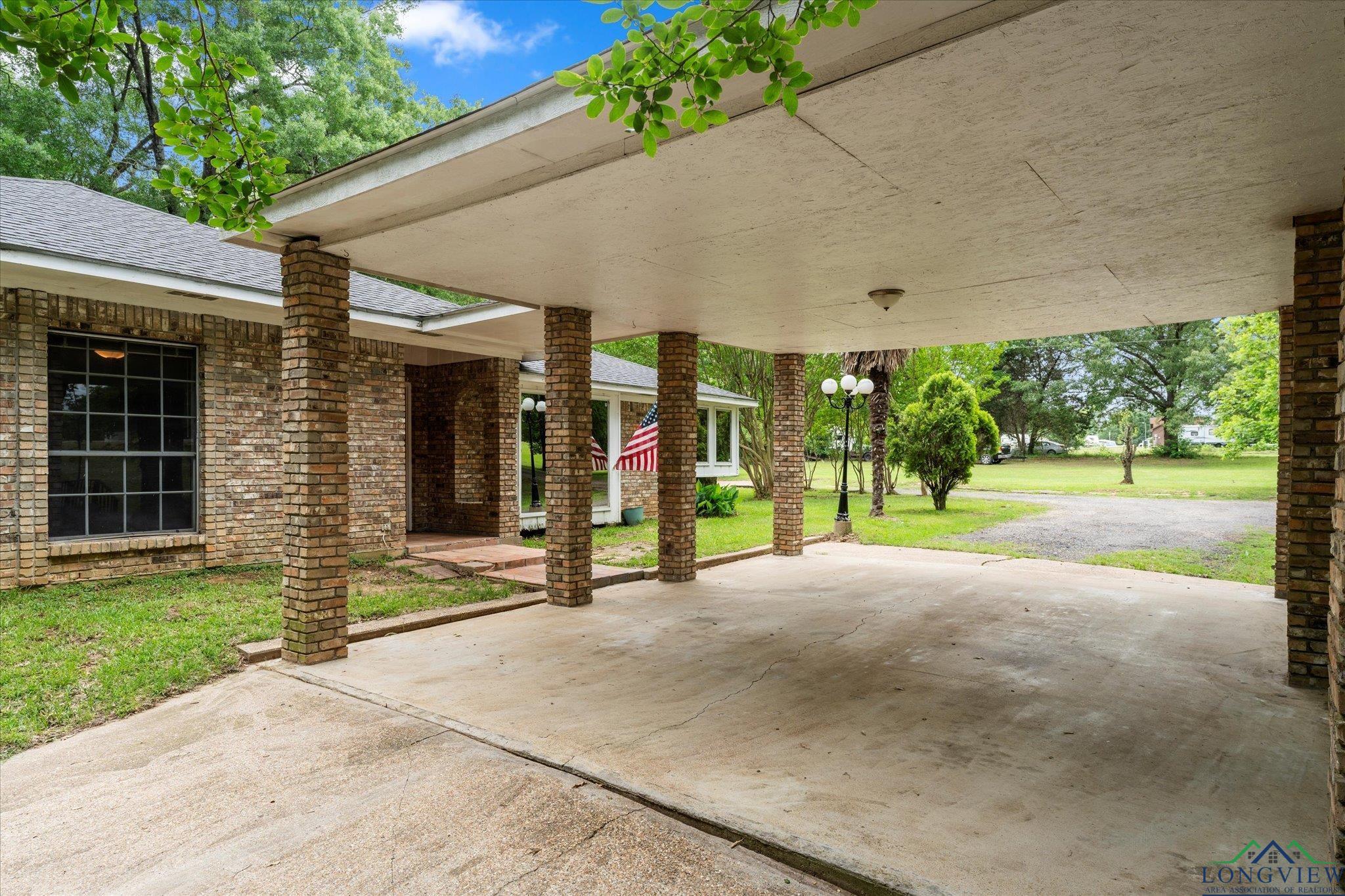3438 N Us Hwy 271, Mount Pleasant, Texas image 4