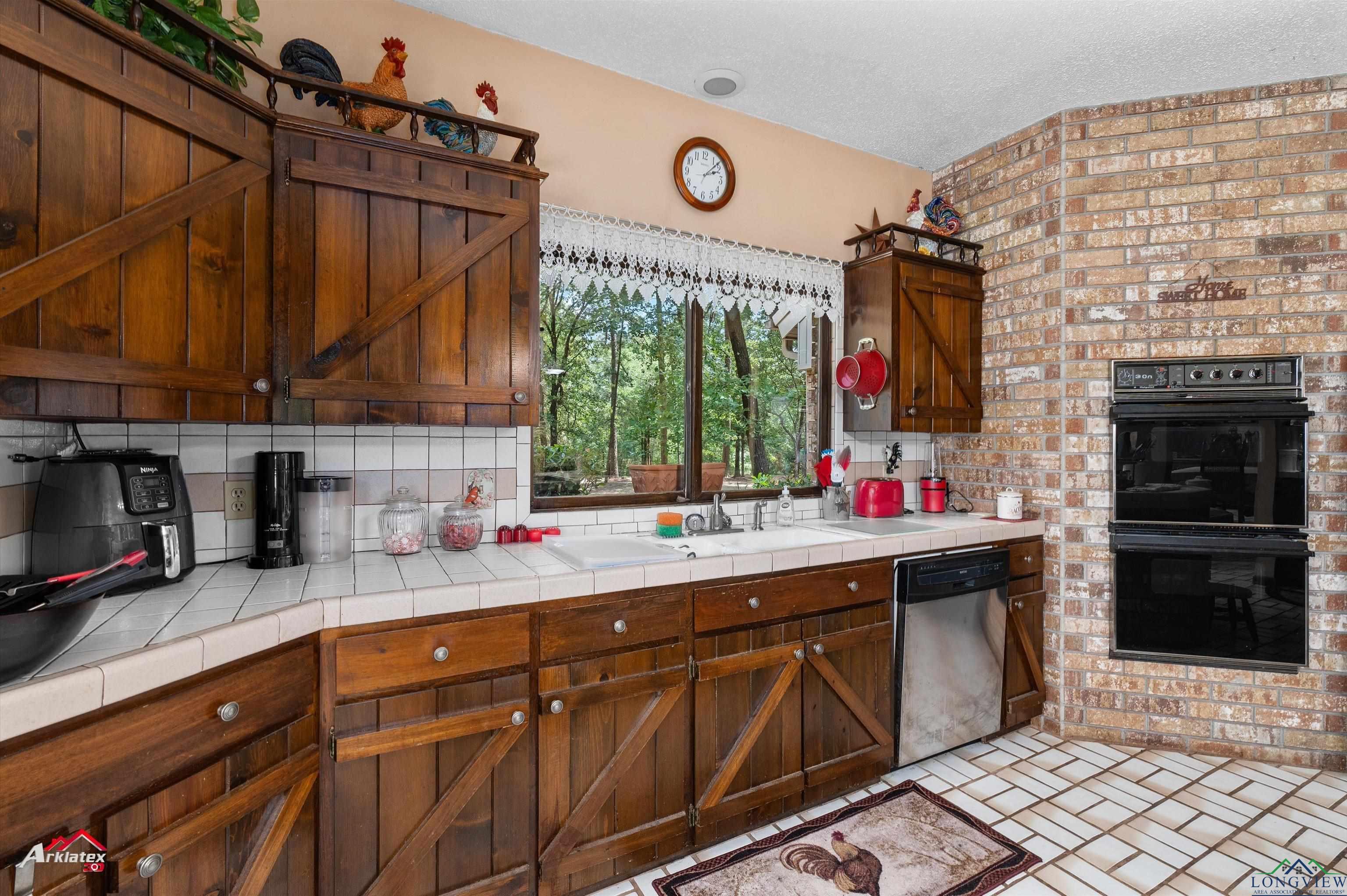 529 Munden Dance Hall Rd, Marshall, Texas image 13