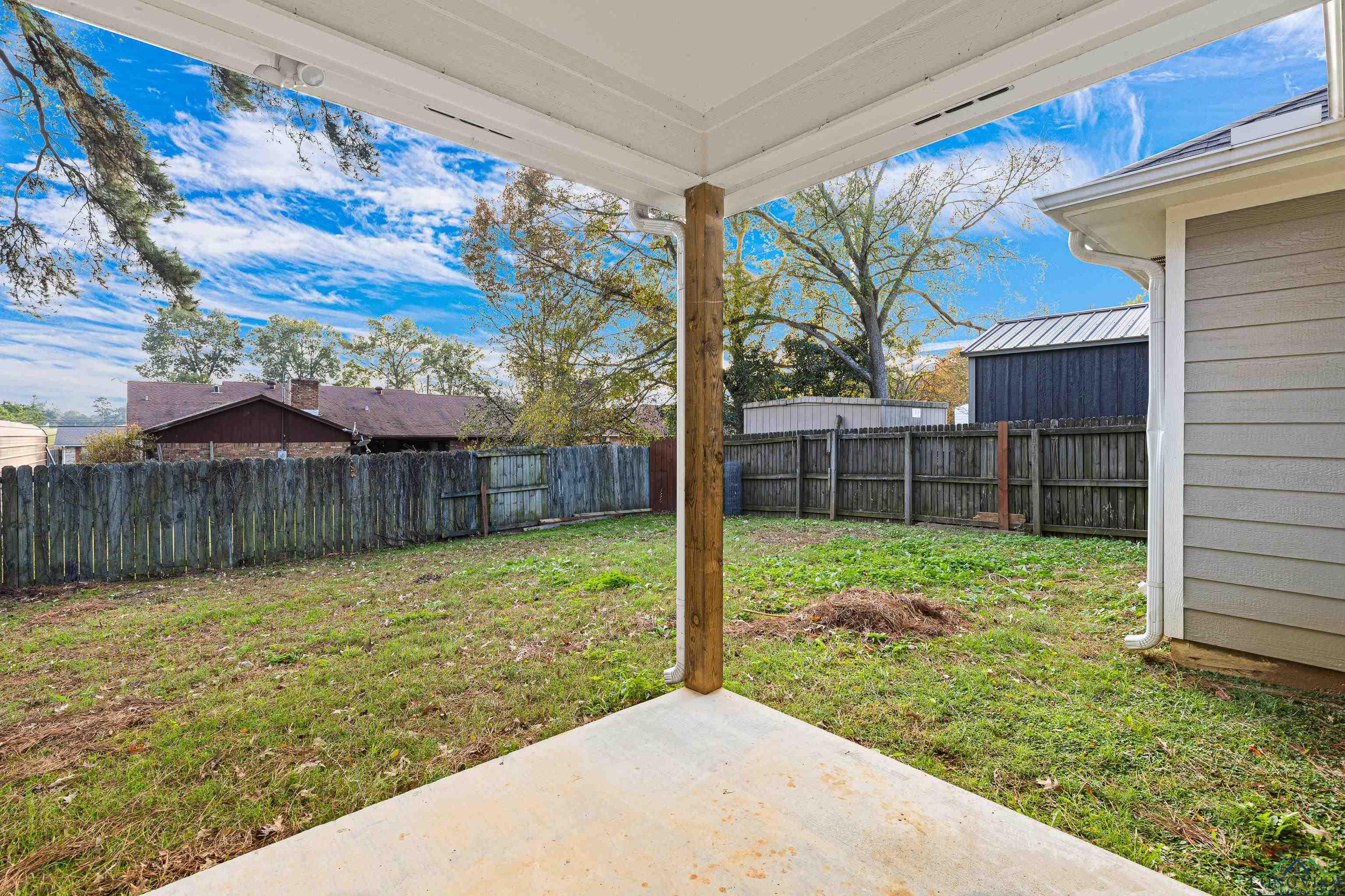 1510 Peach, Kilgore, Texas image 34