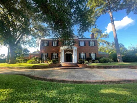 A home in Longview