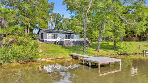 Homes For Sale - 585 Naples Dr<br/> Morris County, Omaha, TX 75571