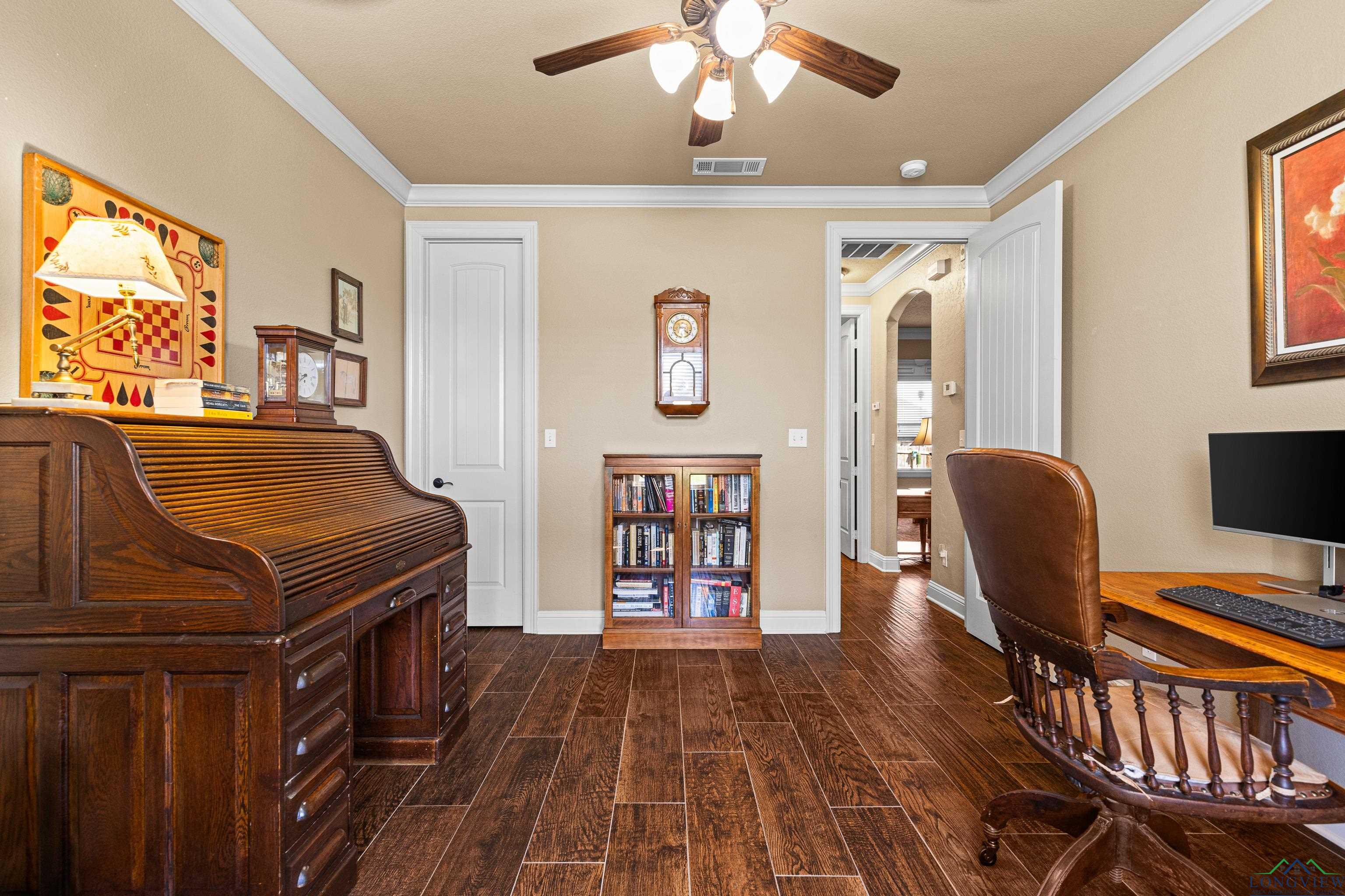 1622 Olympic Dr, Longview, Texas image 32