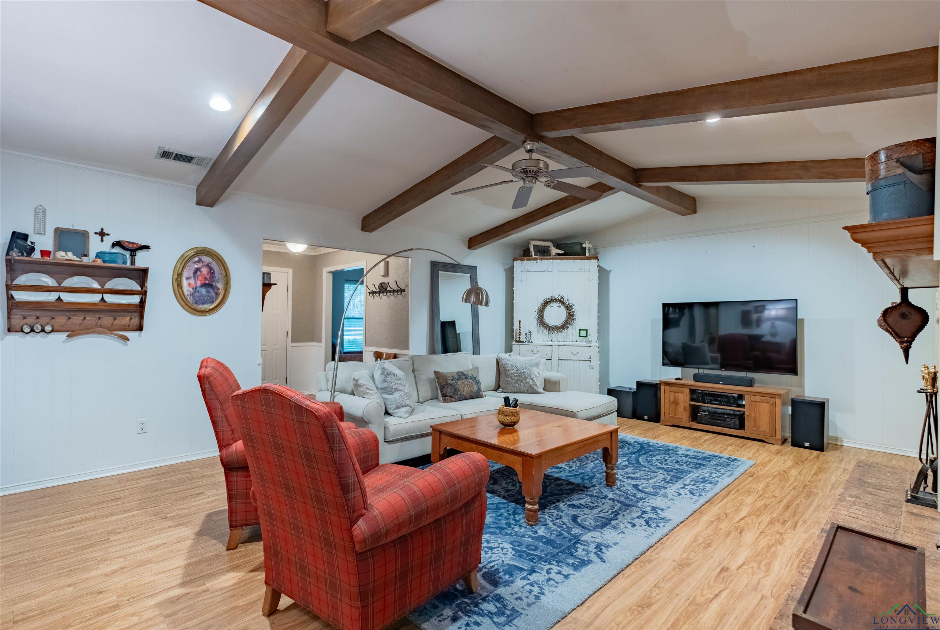 1015 Bel Air Dr, Athens, Texas image 5