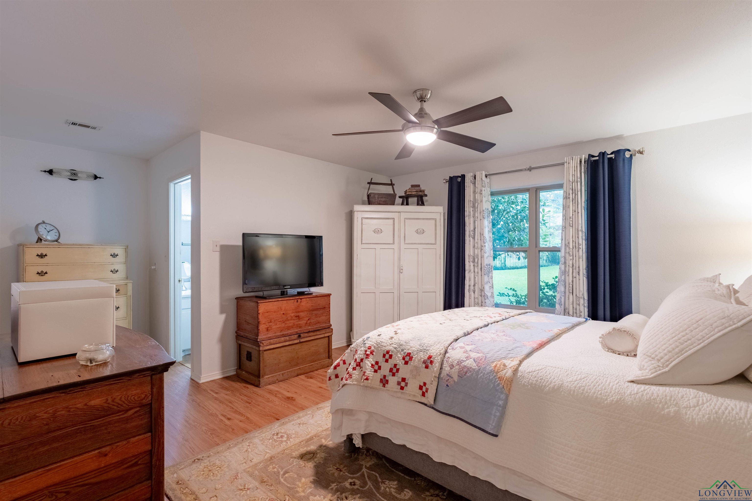 1015 Bel Air Dr, Athens, Texas image 15