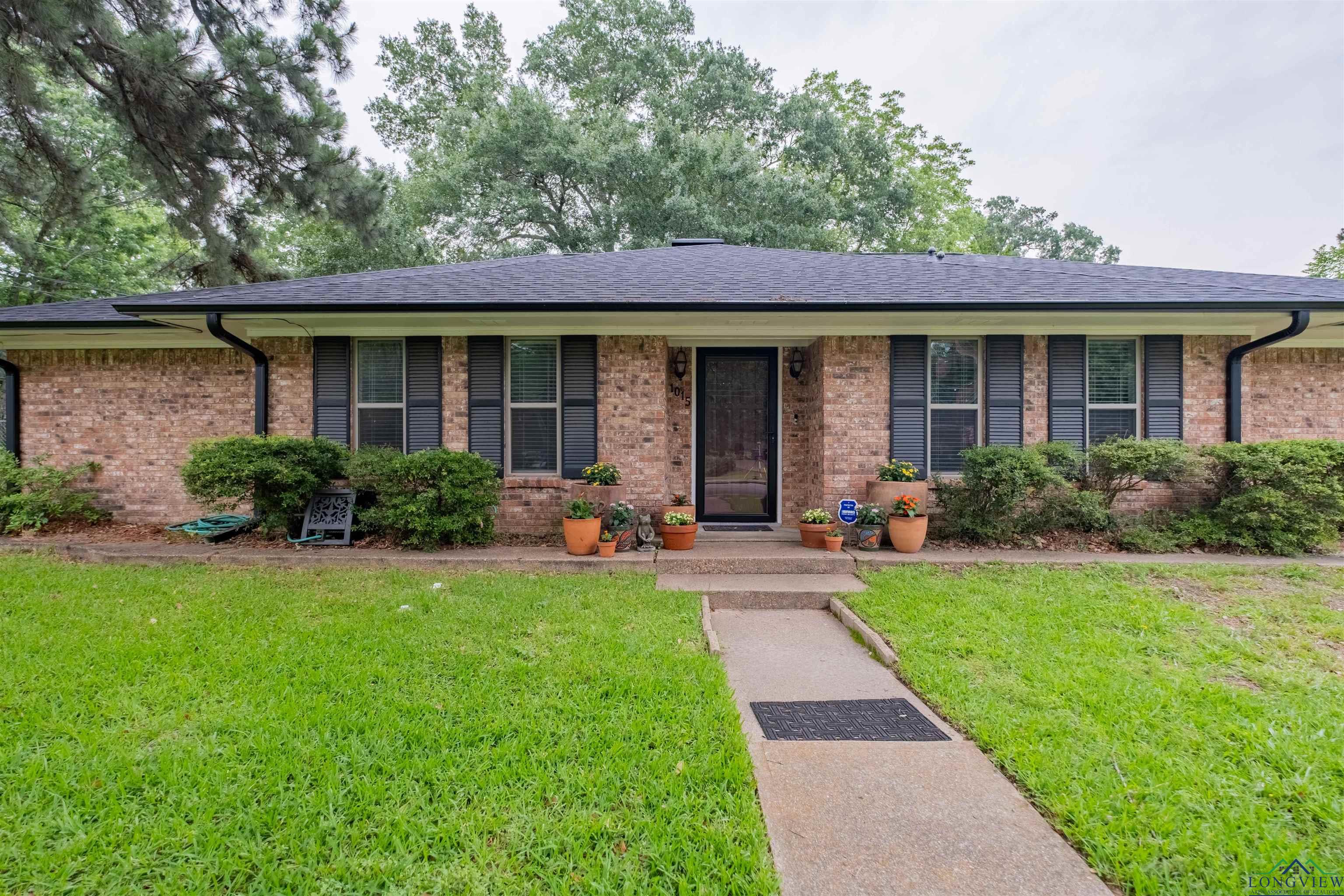 1015 Bel Air Dr, Athens, Texas image 34