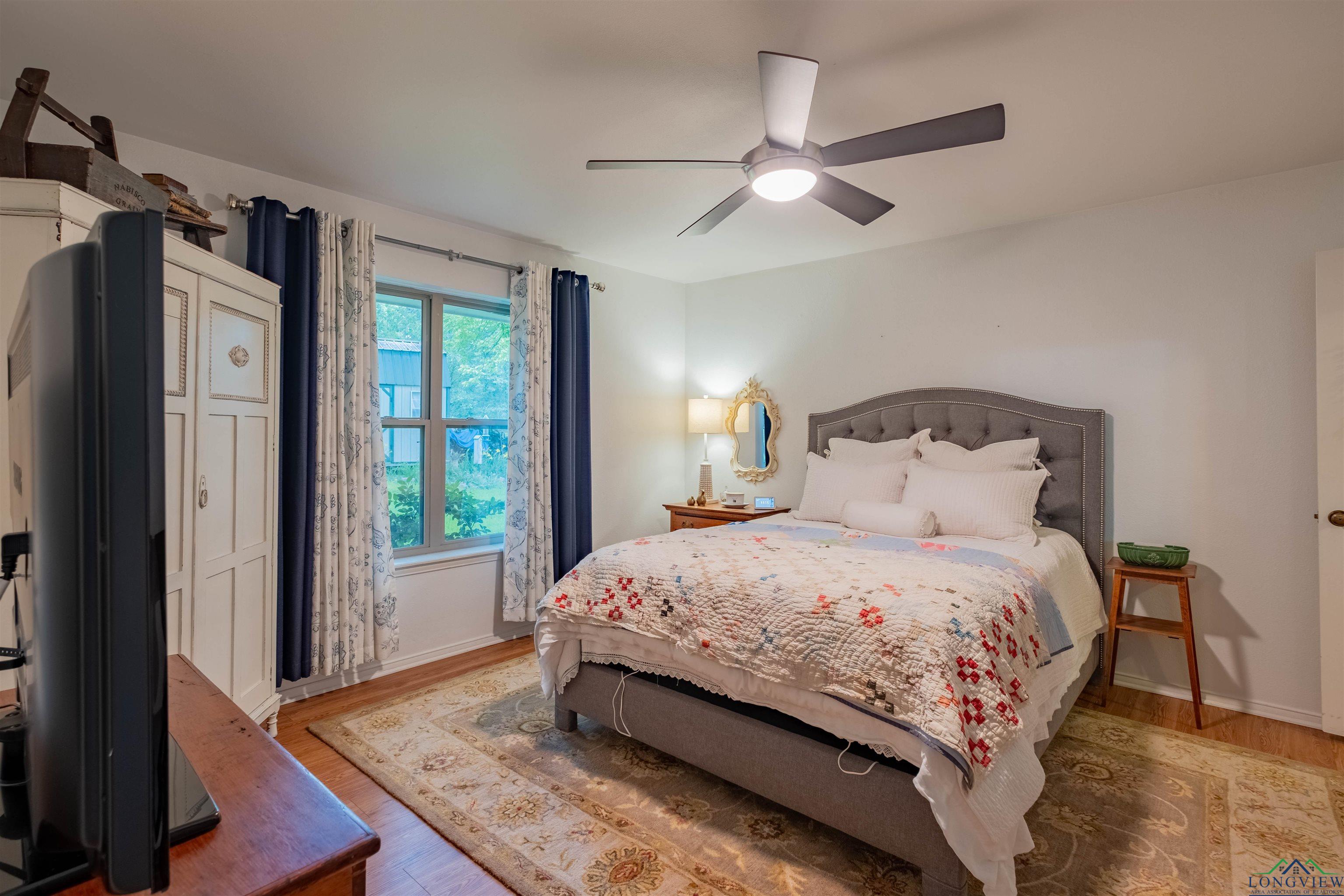 1015 Bel Air Dr, Athens, Texas image 17