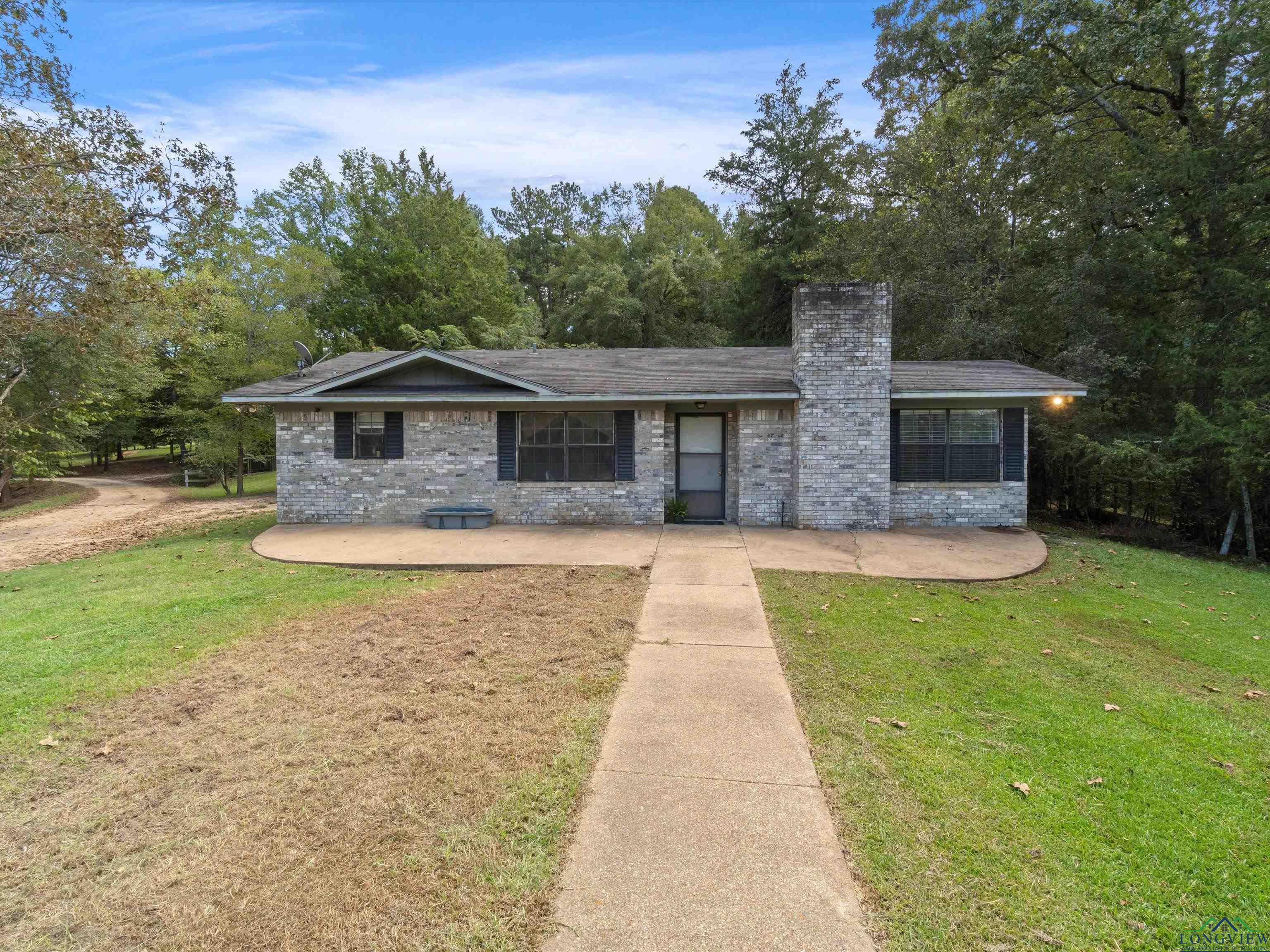 1272 Private Road 1062, Gilmer, Texas image 2