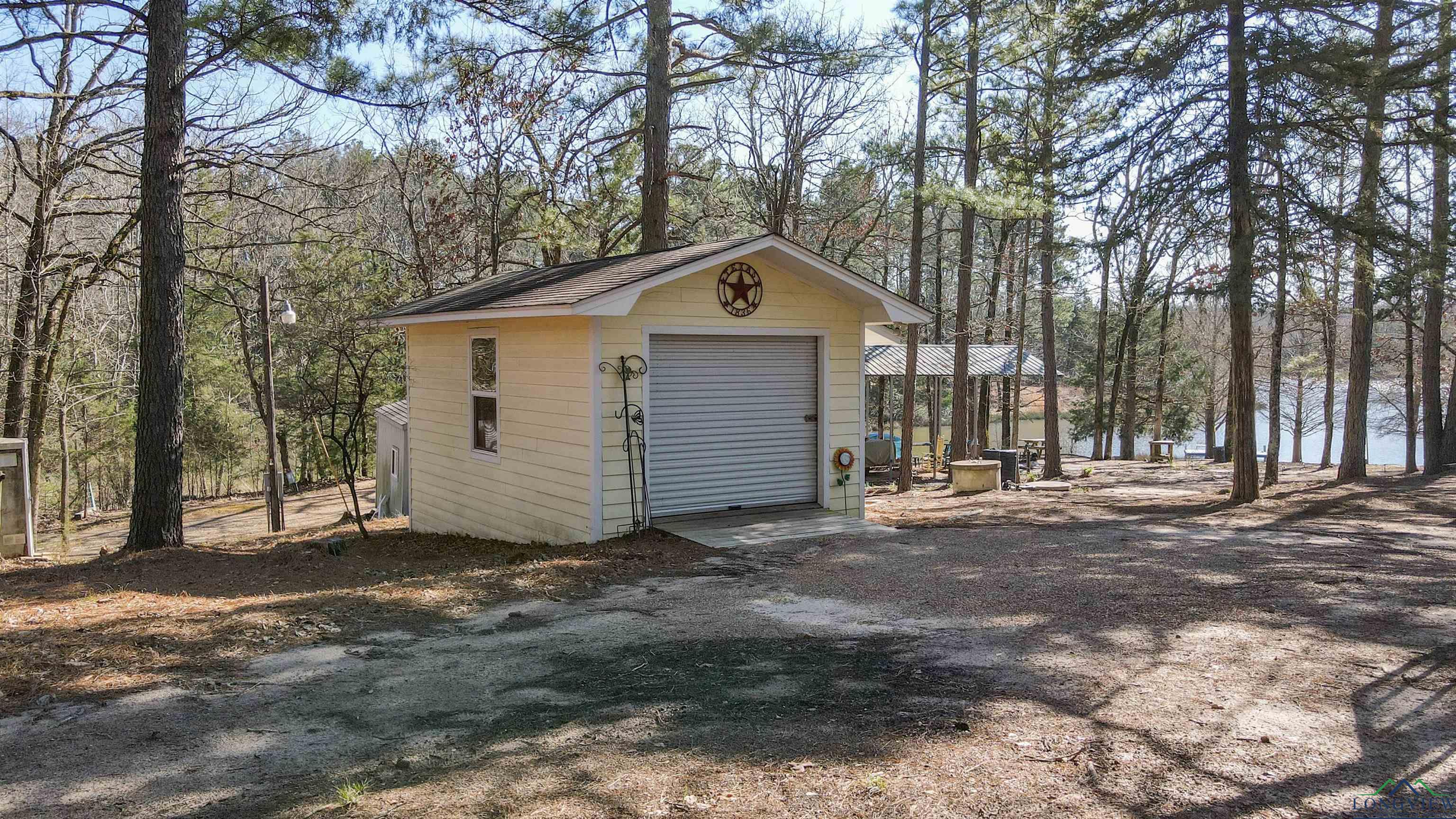 1740 Cr 3333, Omaha, Texas image 17