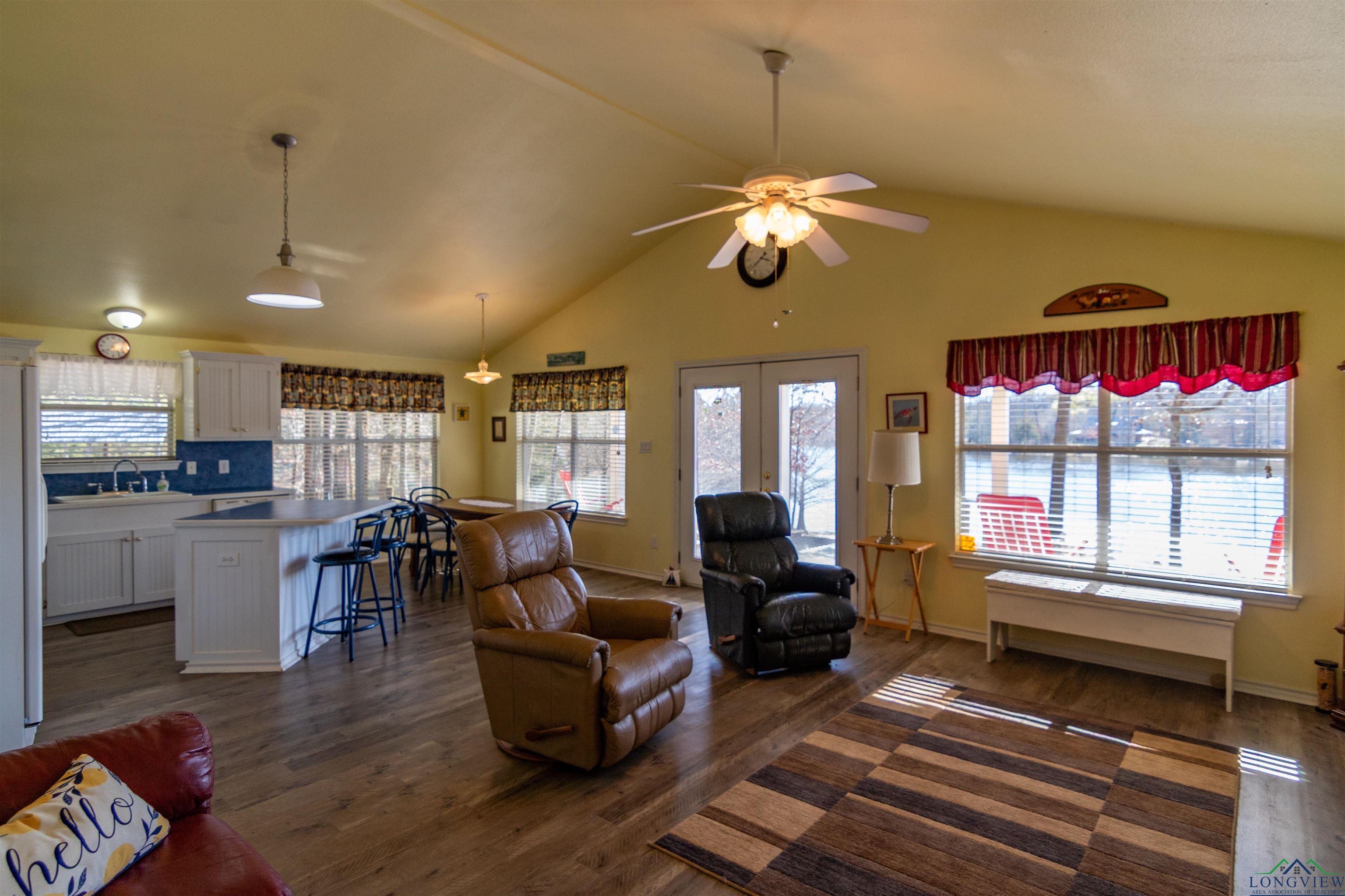 1740 Cr 3333, Omaha, Texas image 5