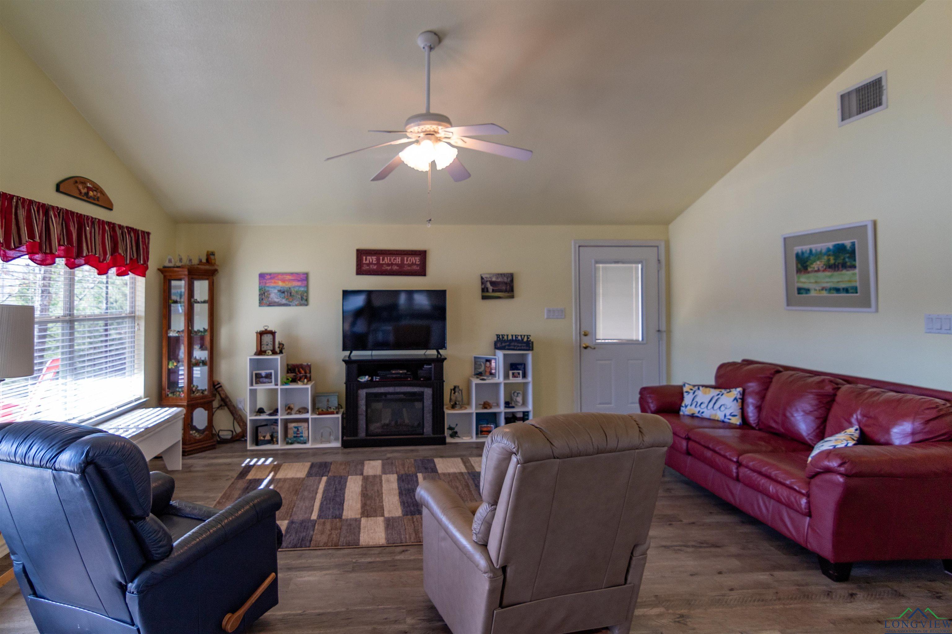 1740 Cr 3333, Omaha, Texas image 6