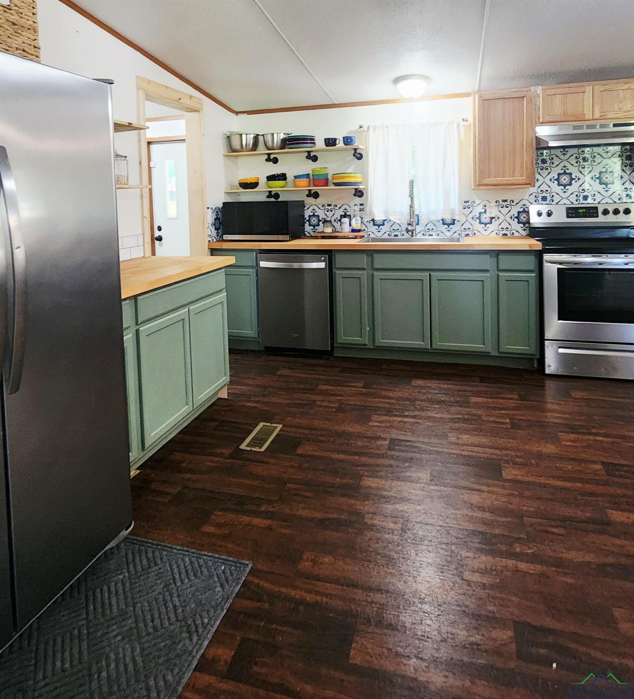 1807 Private Road 4214, Gilmer, Texas image 6