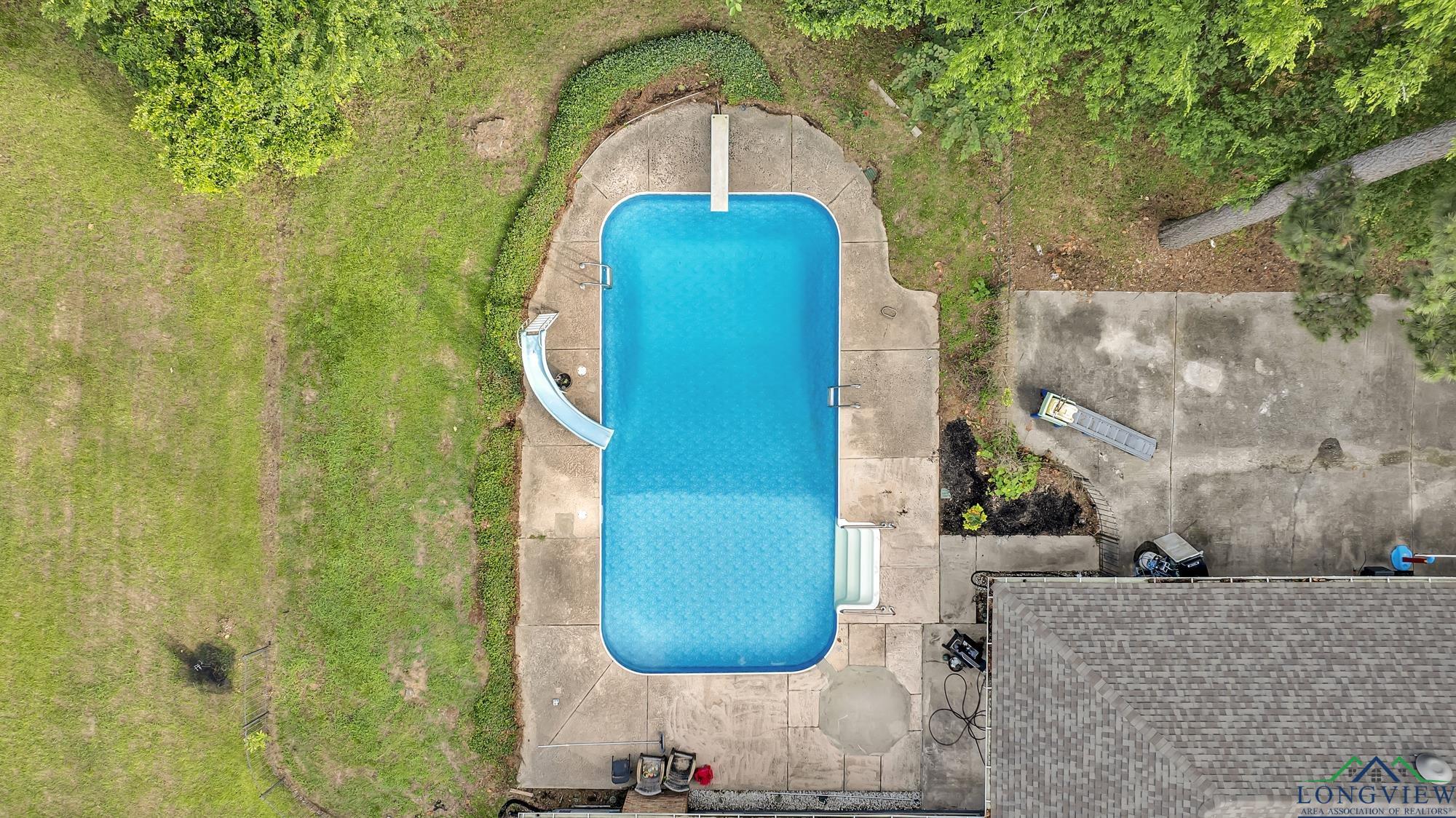 202 Timberlane Dr, Carthage, Texas image 33