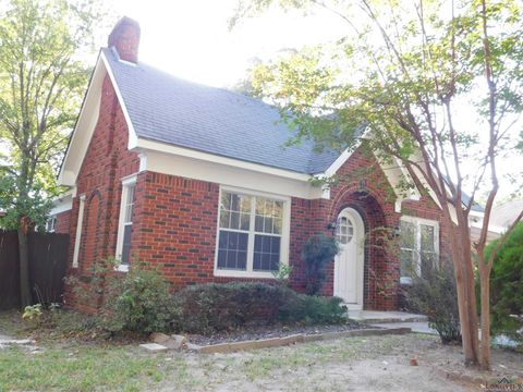 A home in Gilmer