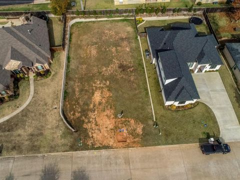 Vacant Land For Sale - 1111 Insignia Way<br/> Longview, TX 75604