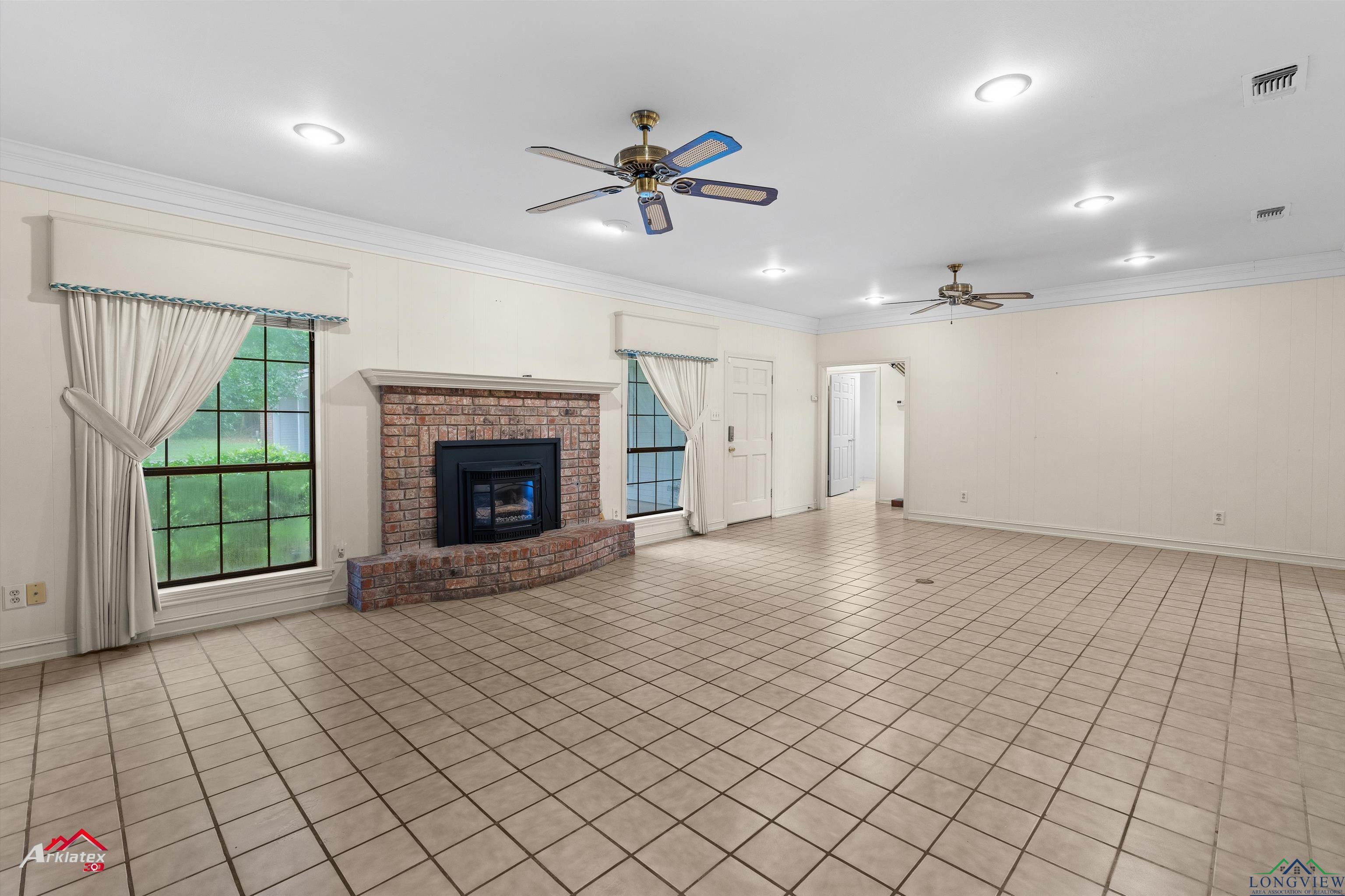 825 University Dr, Carthage, Texas image 10