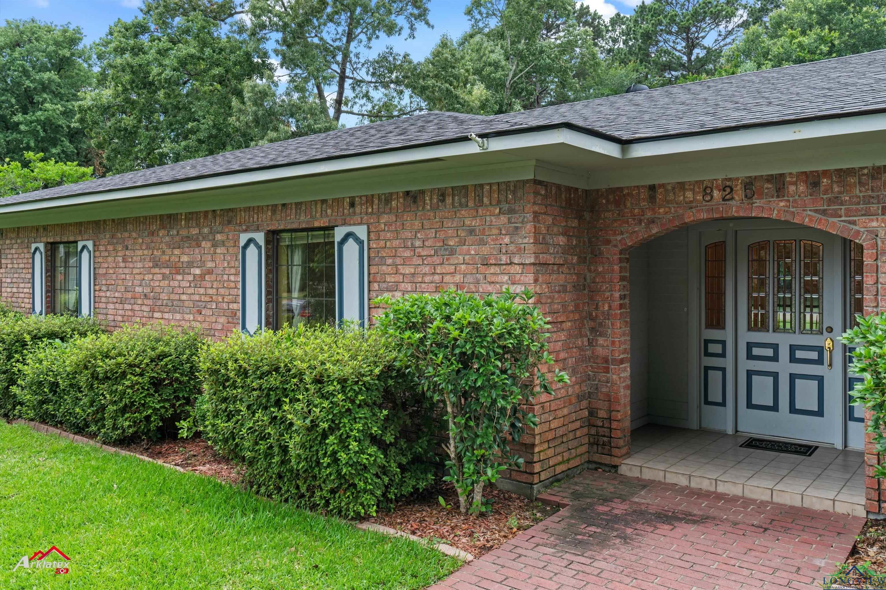 825 University Dr, Carthage, Texas image 9
