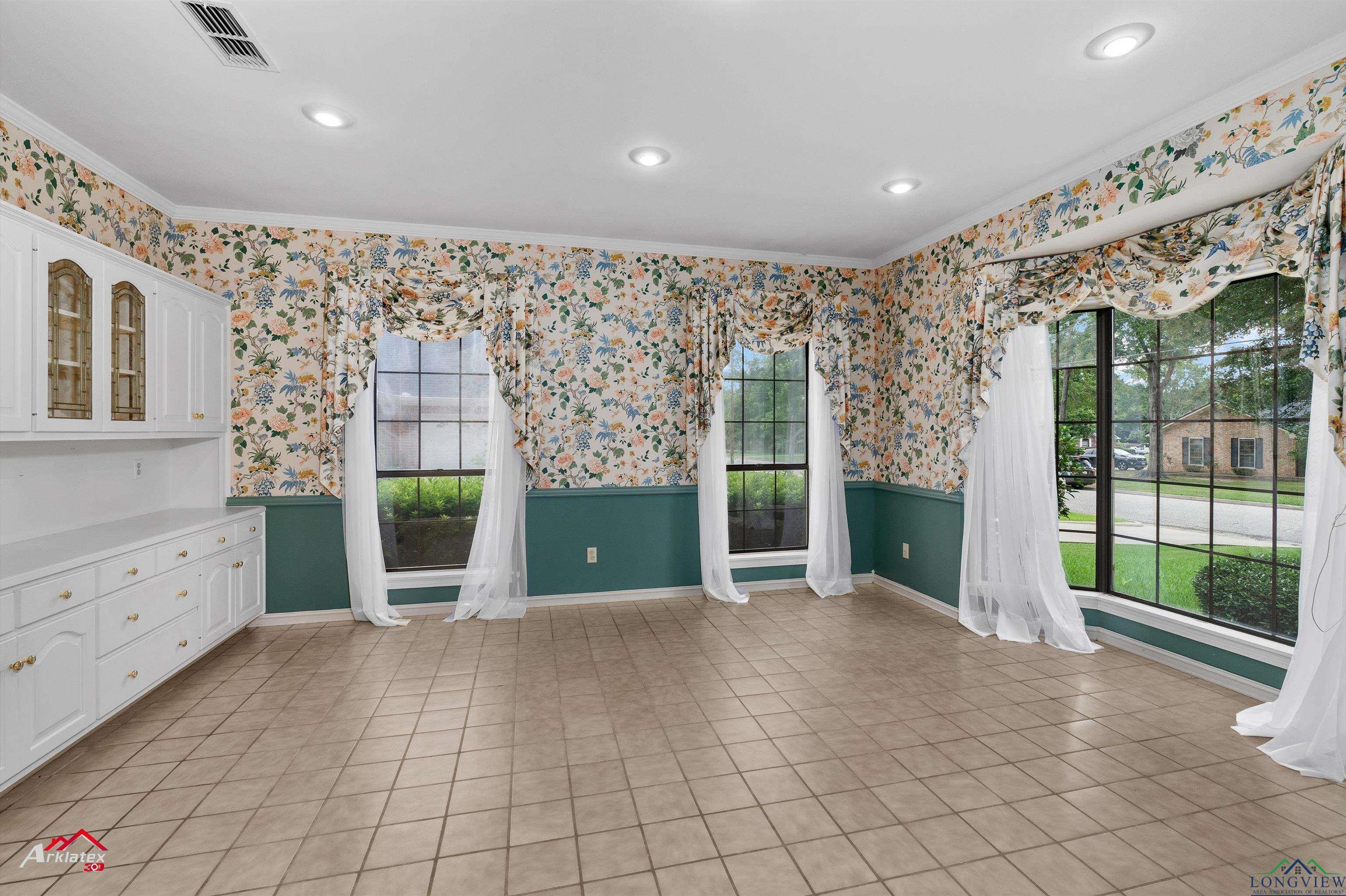 825 University Dr, Carthage, Texas image 12