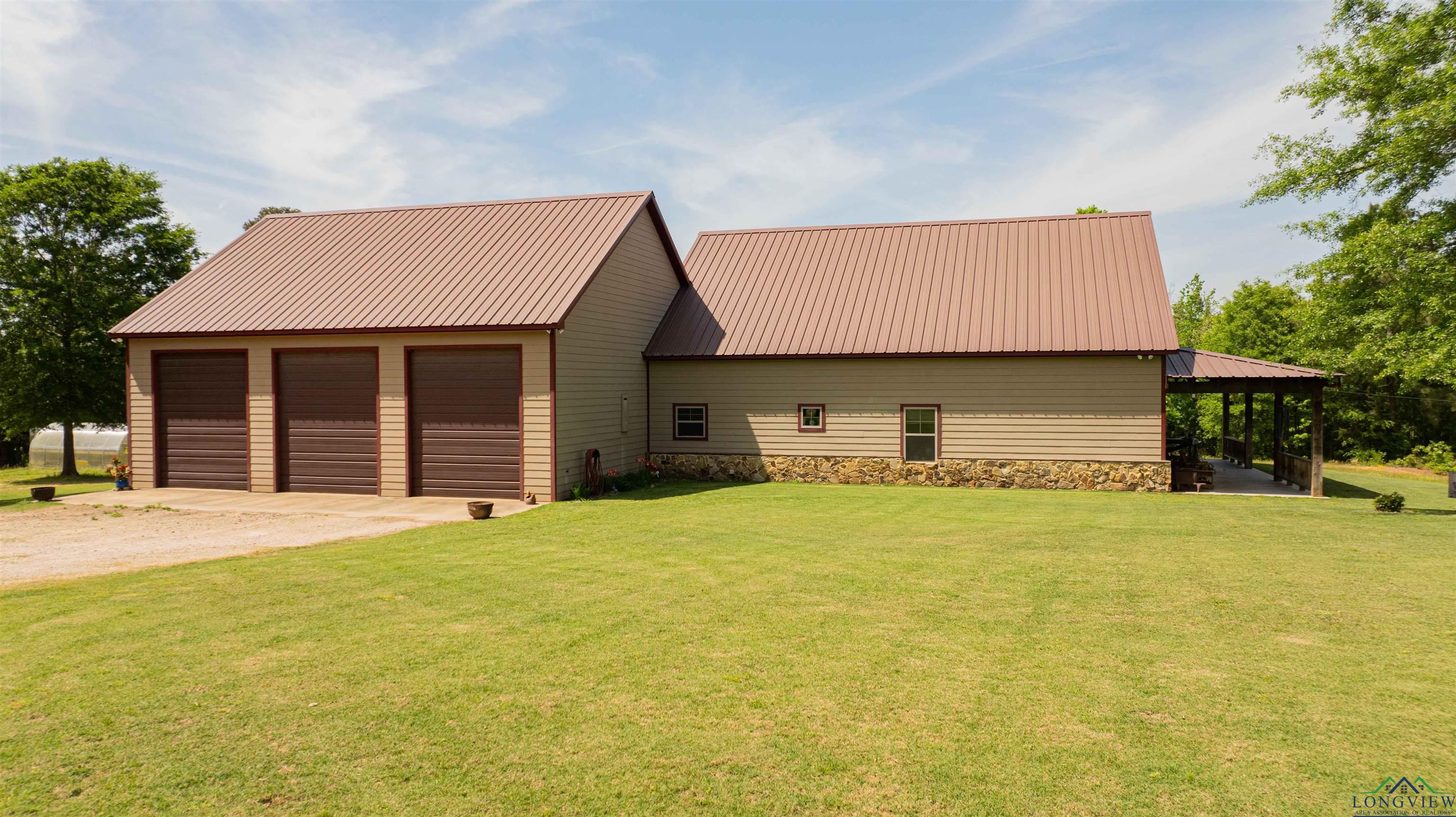 4754 Deer Rd, Gilmer, Texas image 5