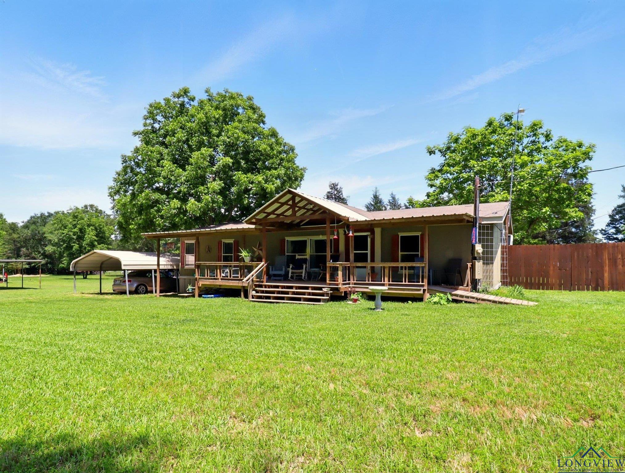 112 Melody Dr, Gladewater, Texas image 29