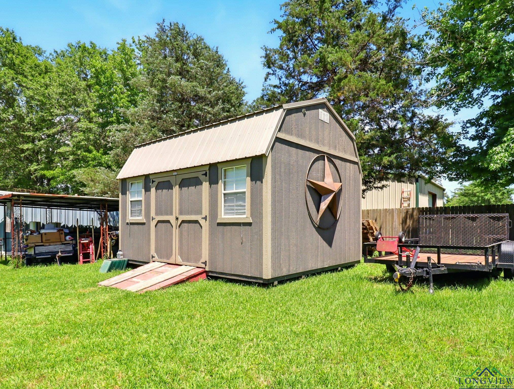 112 Melody Dr, Gladewater, Texas image 7
