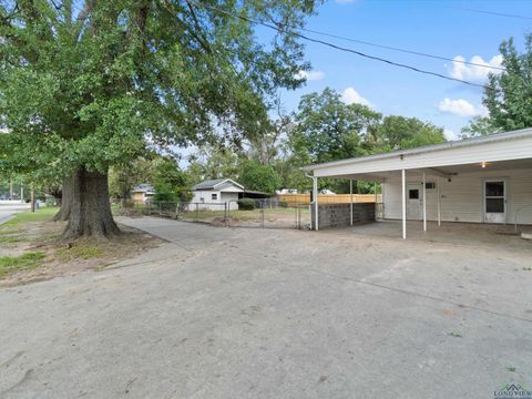 A home in Pittsburg