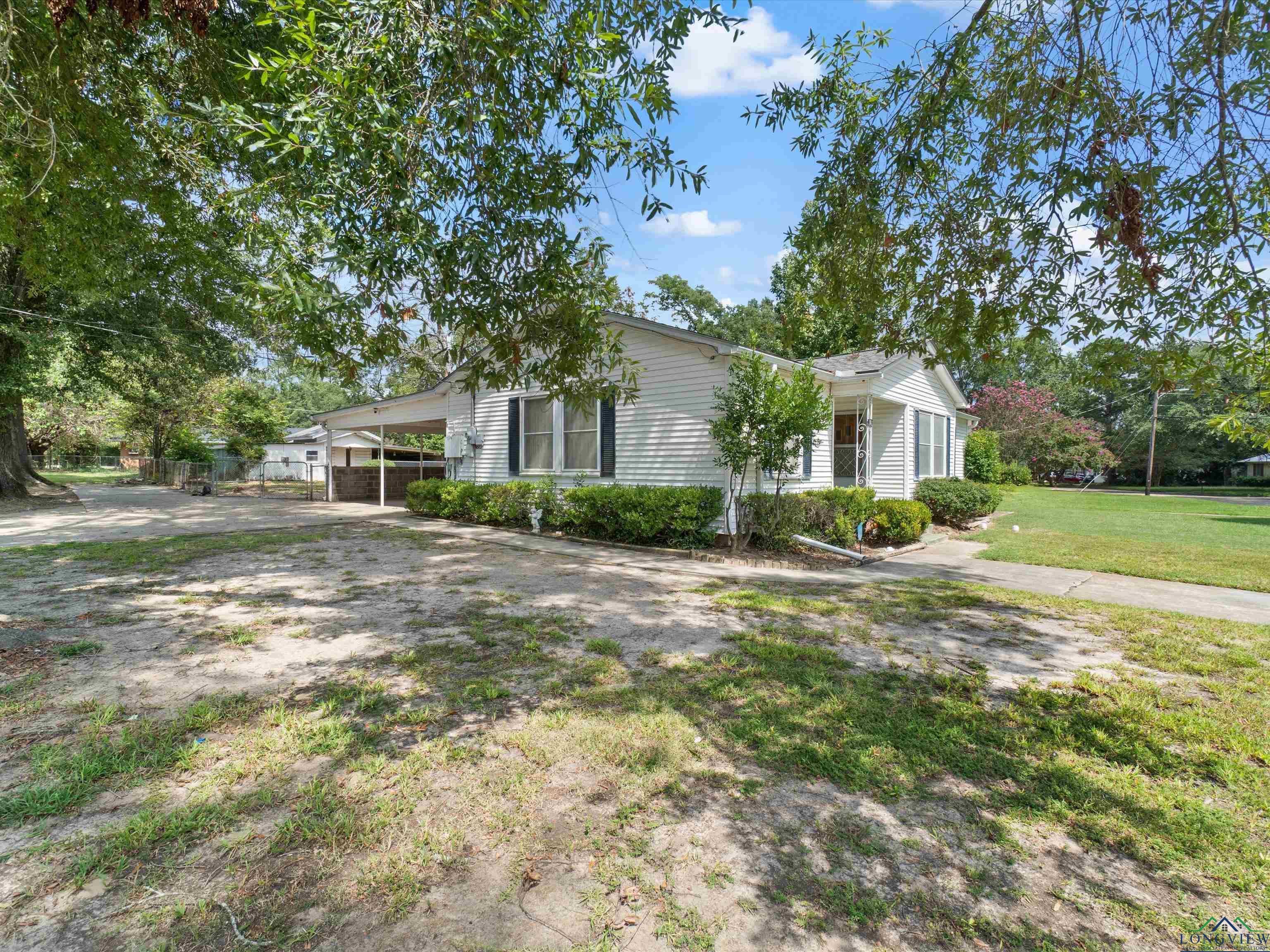 105 Candy Drive, Pittsburg, Texas image 5