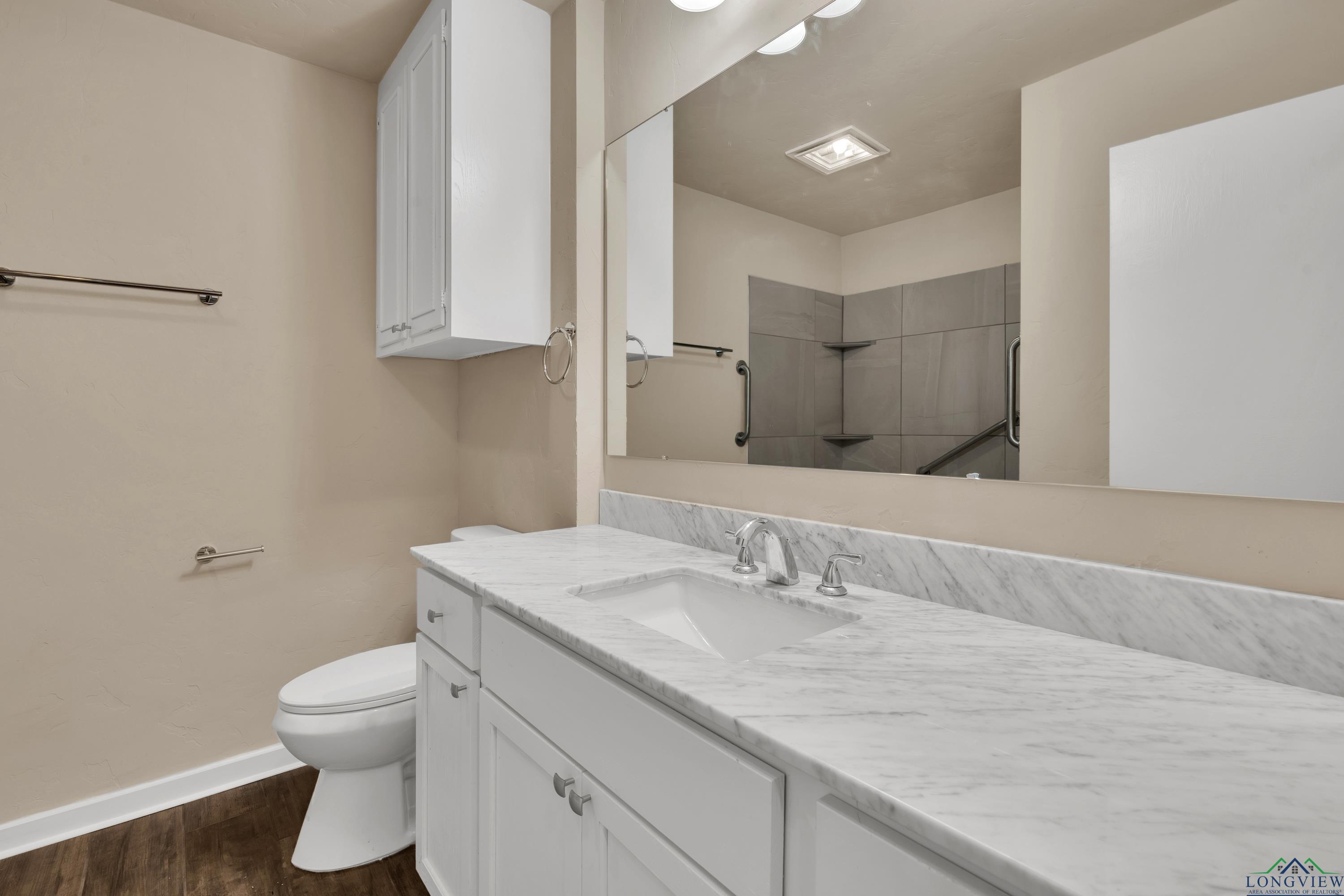 801 Myrtle St, Longview, Texas image 18