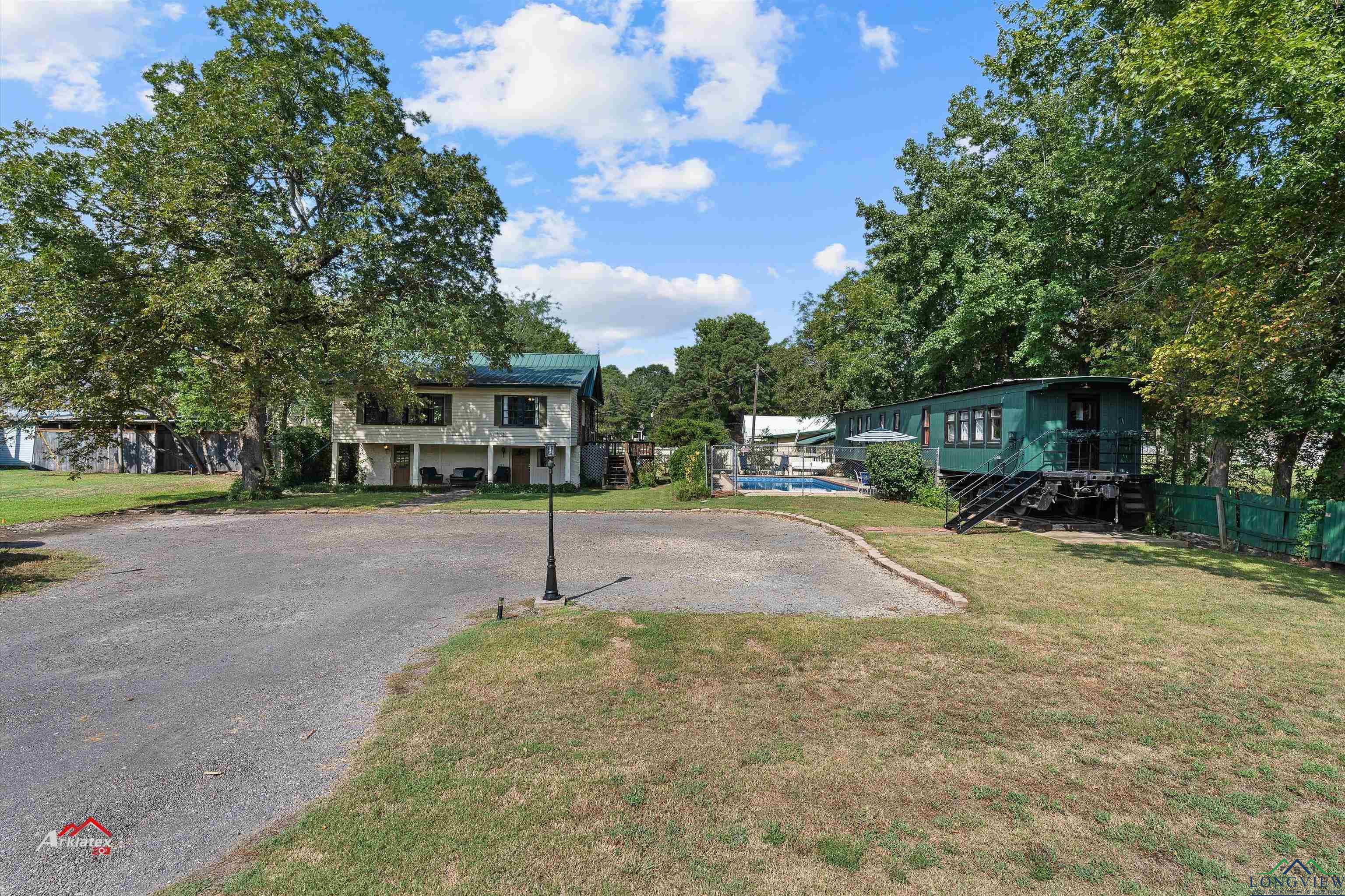 107 St John Street, Jefferson, Texas image 9