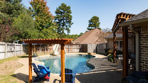 A home in White Oak