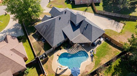 A home in White Oak