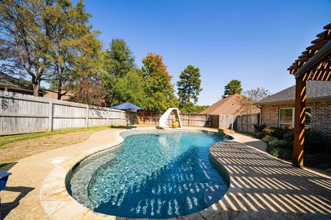 A home in White Oak