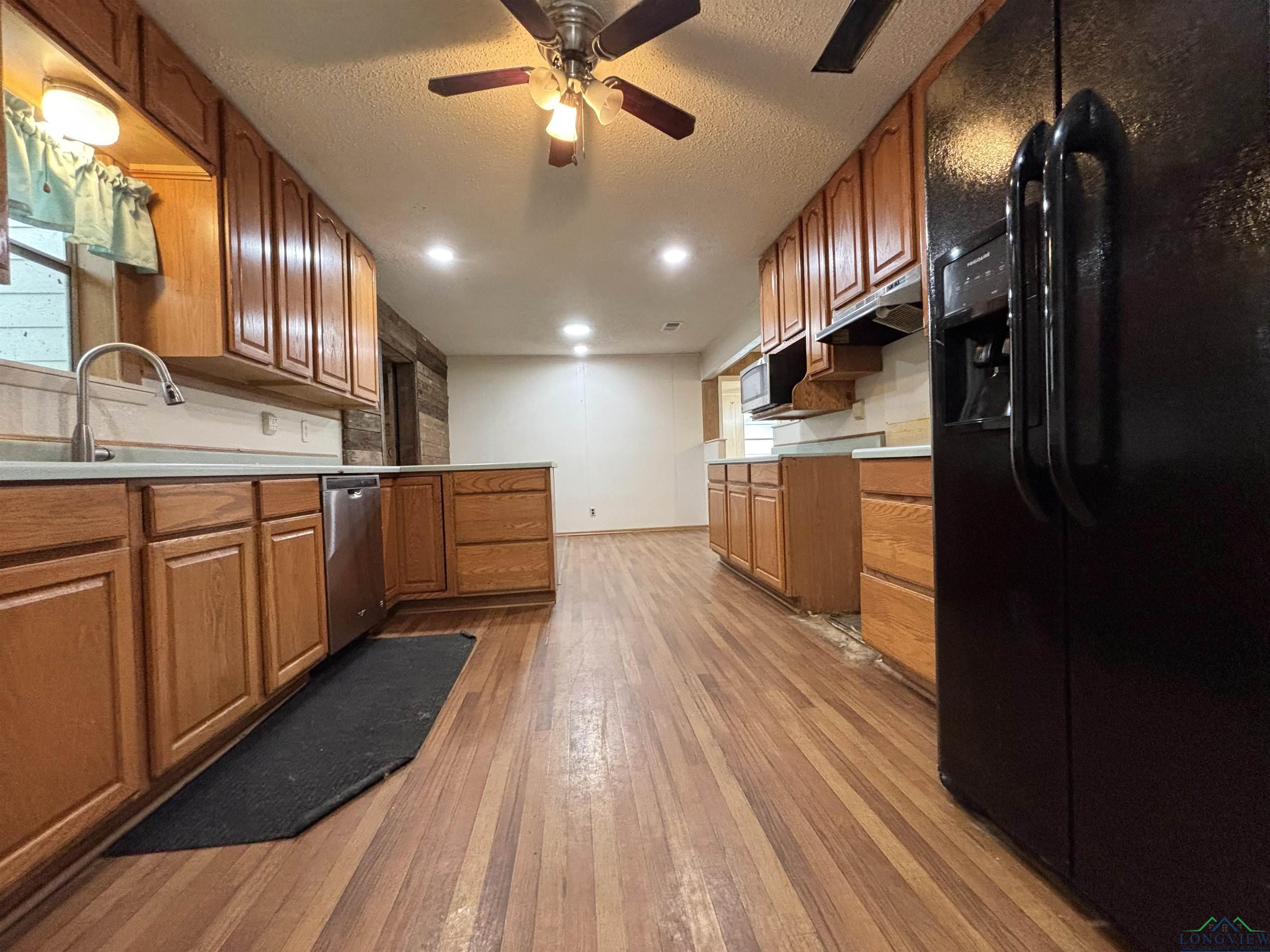 803 Cr 1309, Pittsburg, Texas image 3