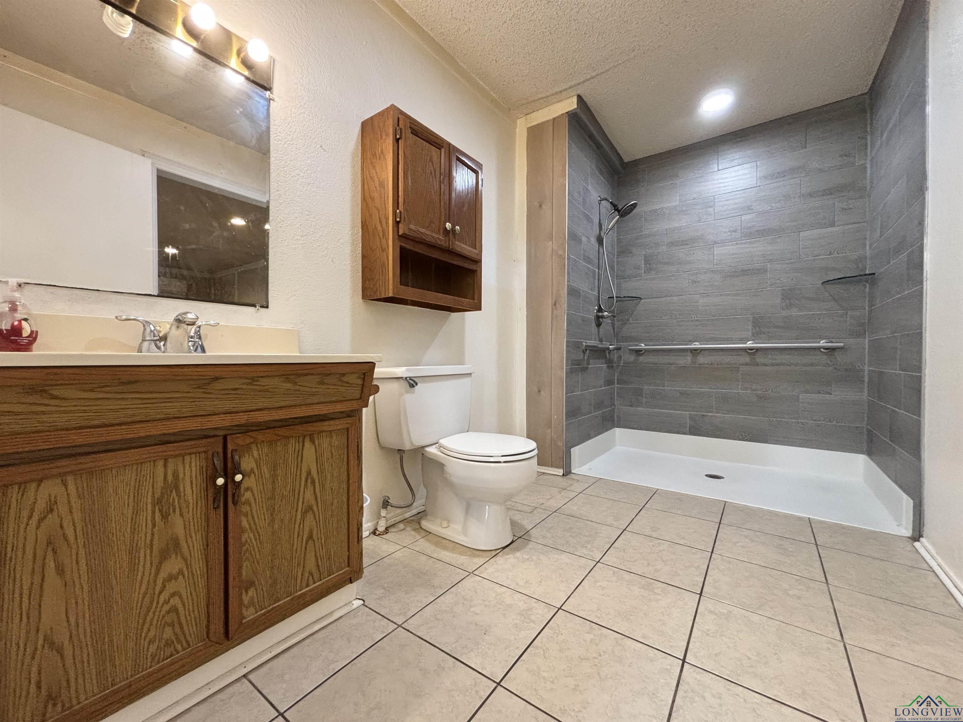 803 Cr 1309, Pittsburg, Texas image 4