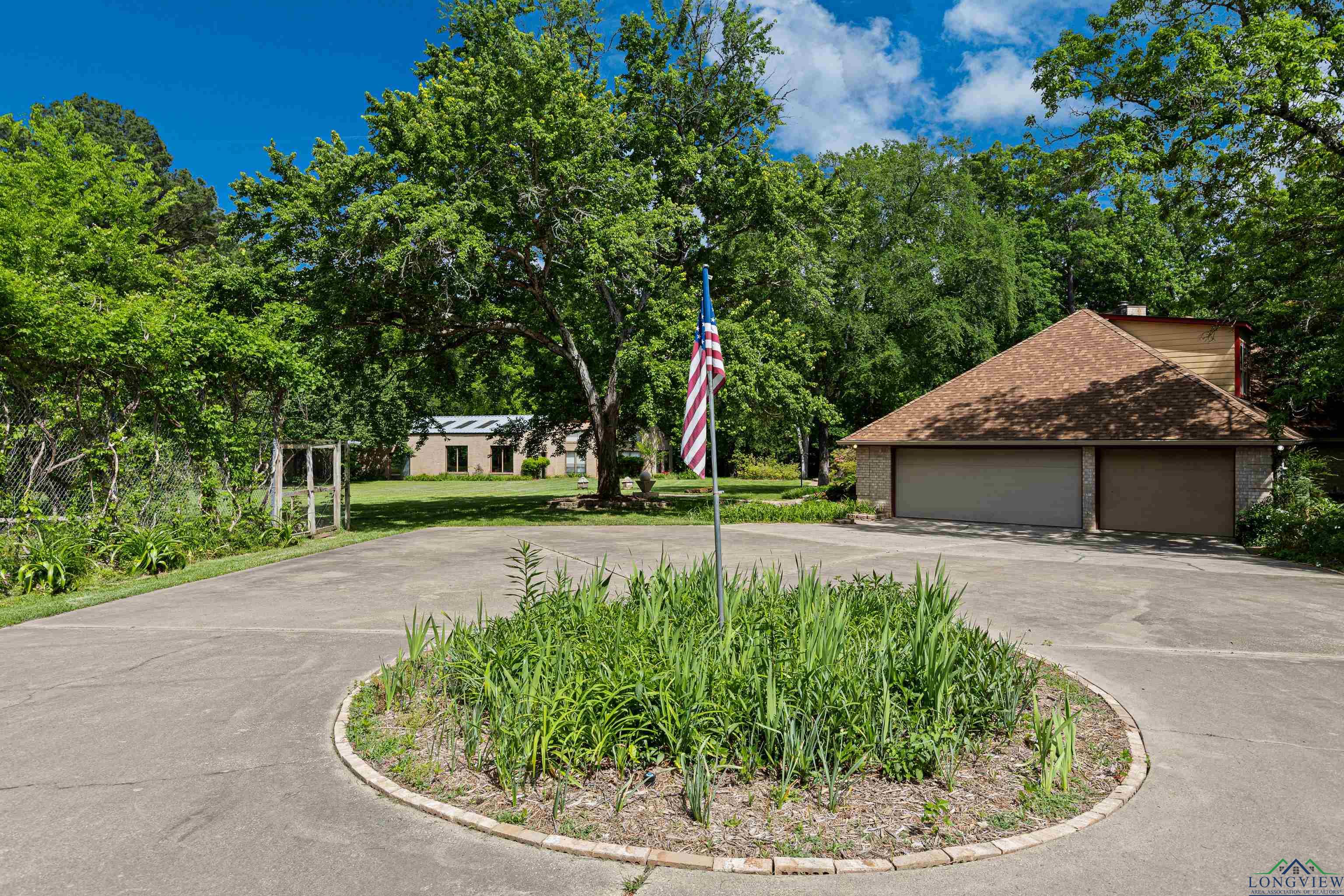 1626 Meadows Ln, Longview, Texas image 28