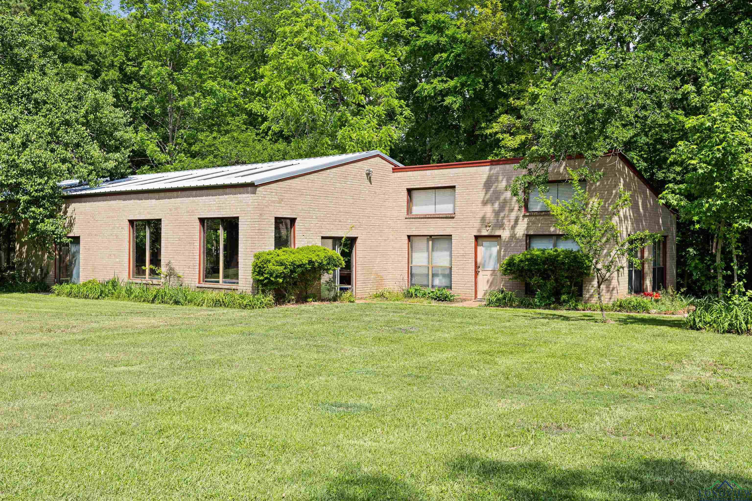 1626 Meadows Ln, Longview, Texas image 29
