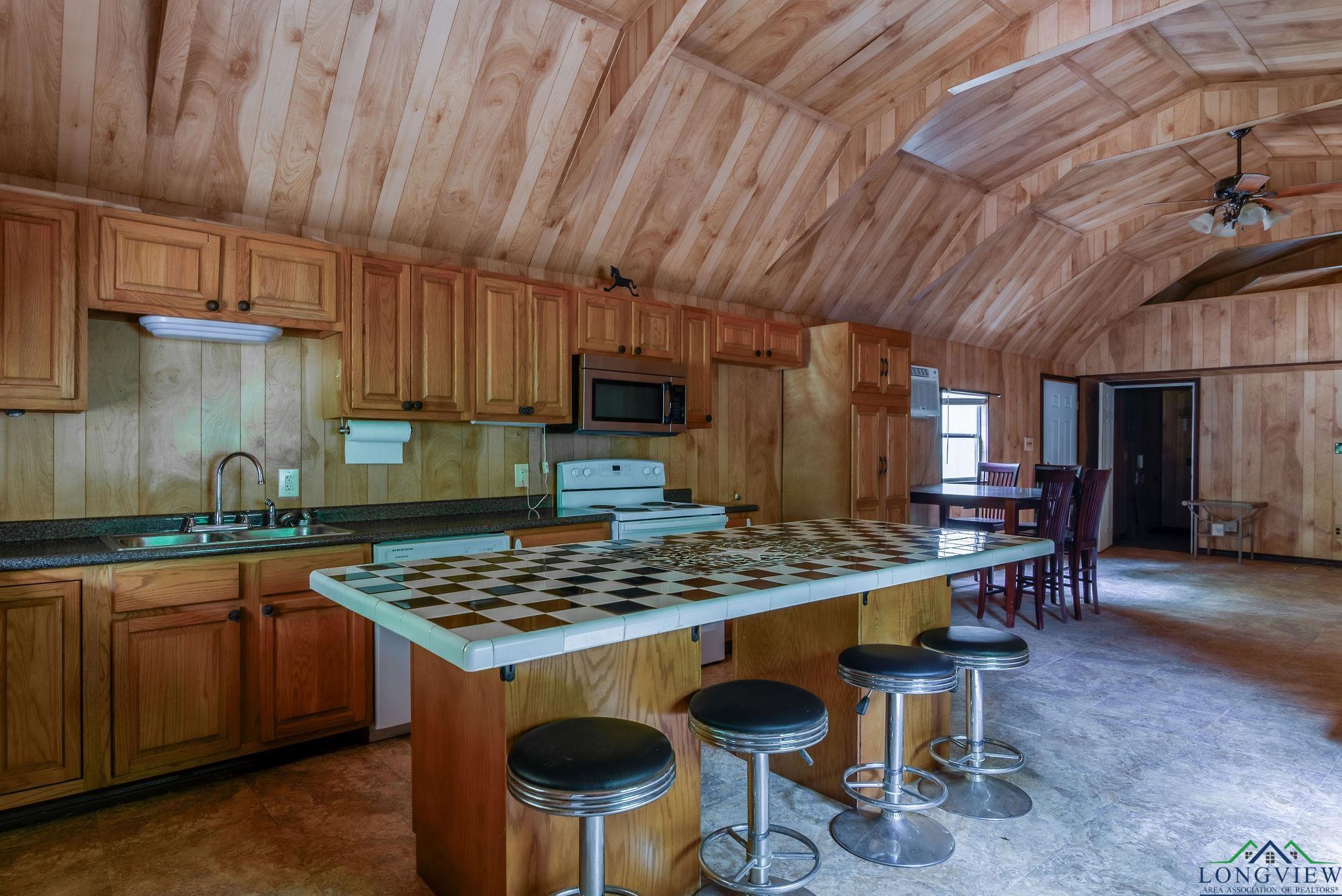 1738 White Cedar Rd, Big Sandy, Texas image 5