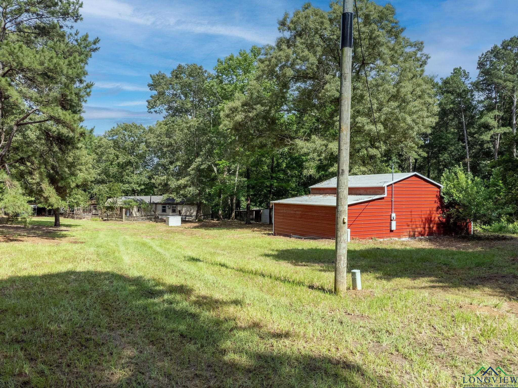 1738 White Cedar Rd, Big Sandy, Texas image 29