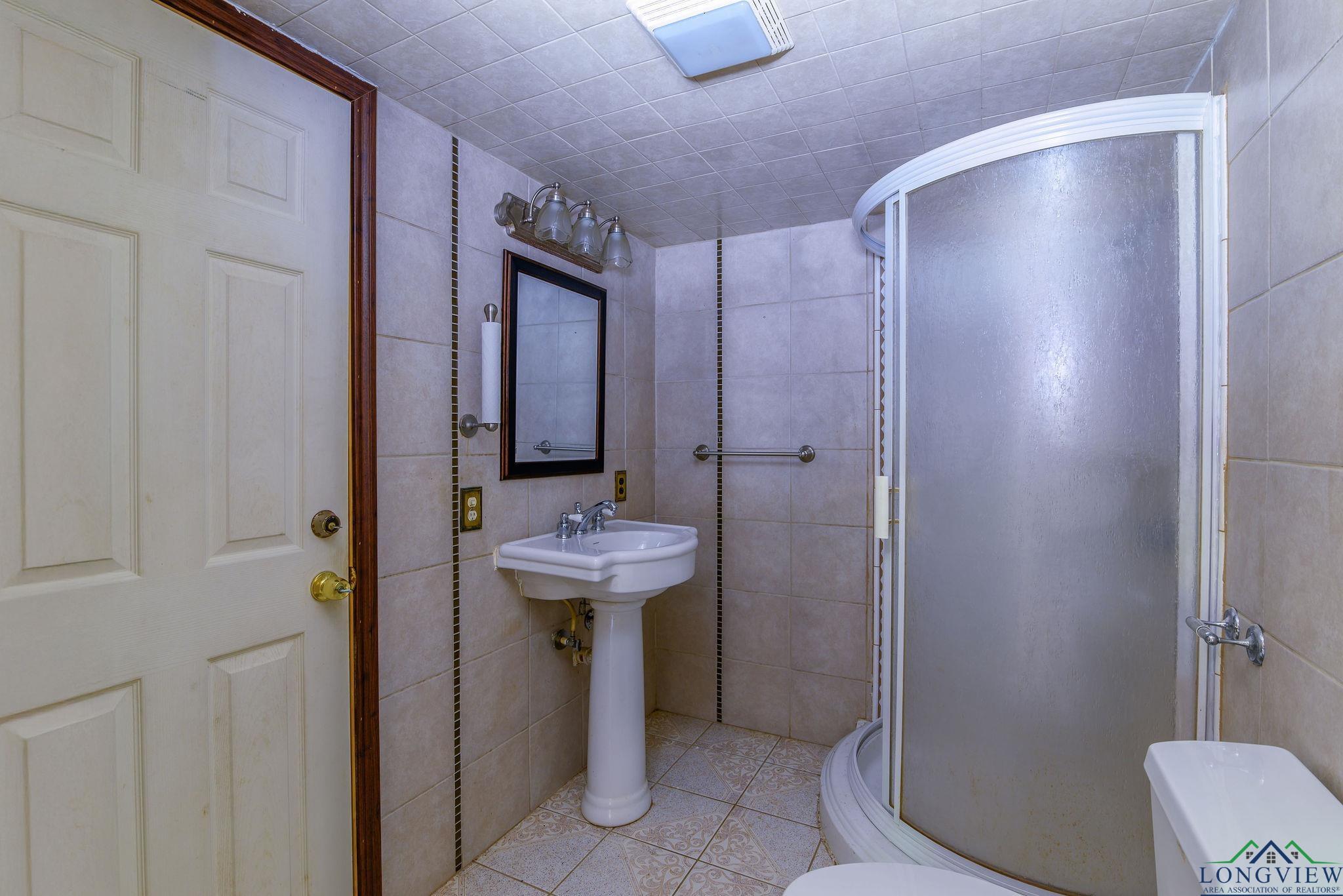 1738 White Cedar Rd, Big Sandy, Texas image 12
