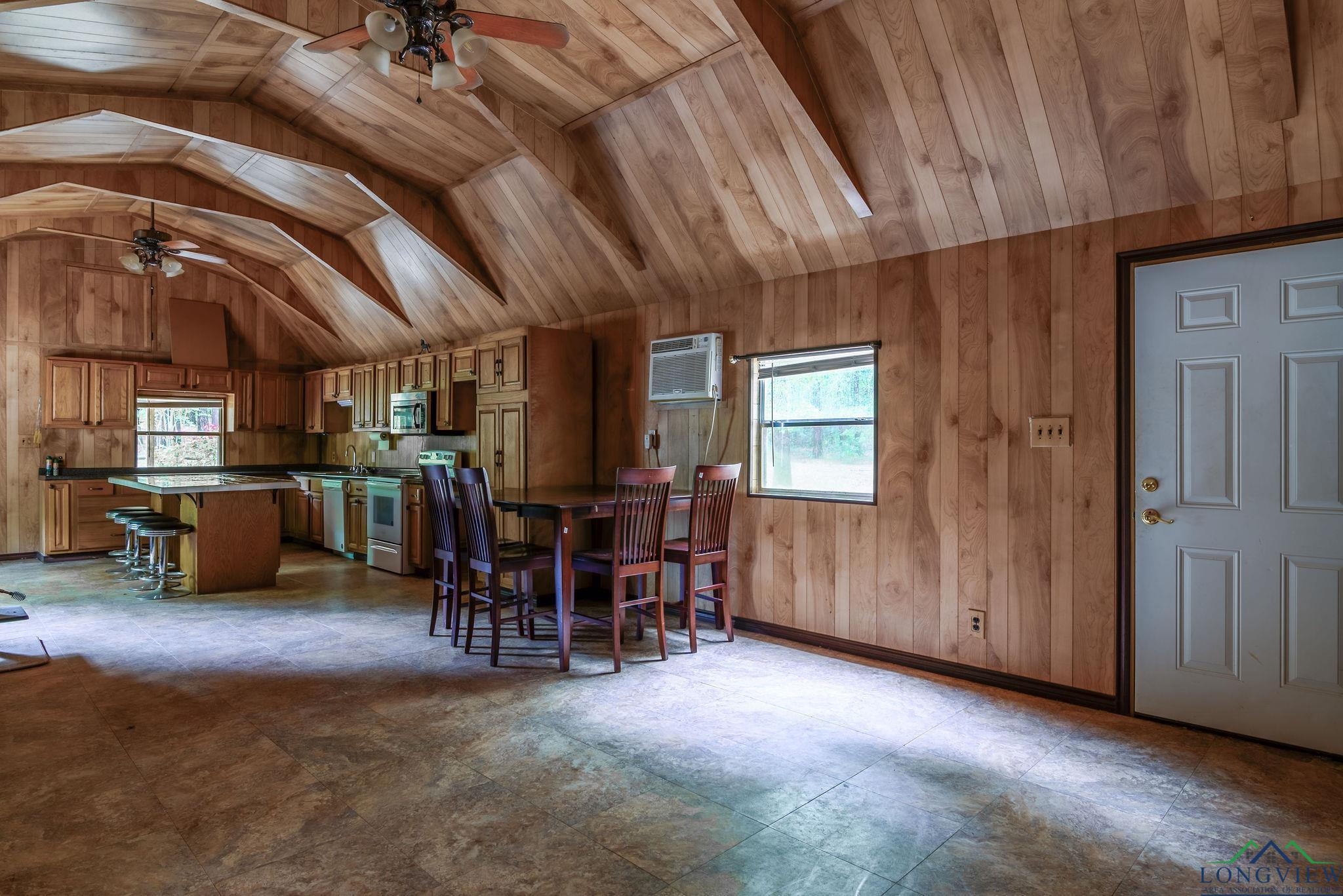 1738 White Cedar Rd, Big Sandy, Texas image 11