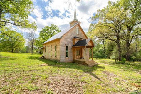 A home in Gilmer