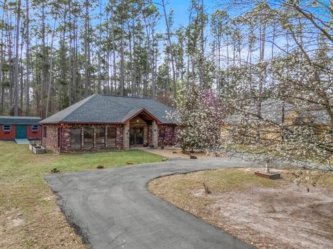 Homes For Sale - 161 Pine Branch Glen<br/> Holly Lake Ranch, TX 75765