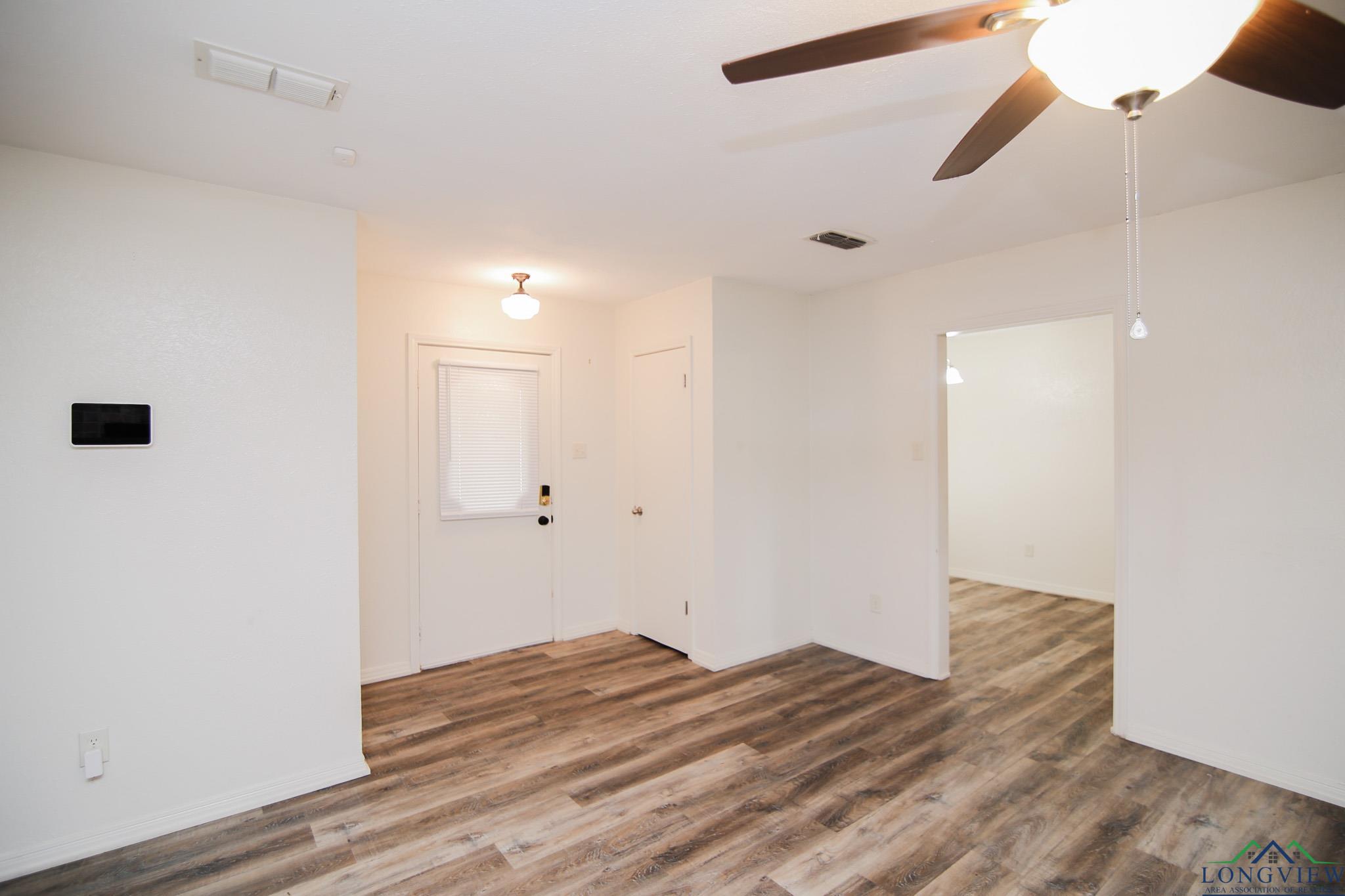 1085 Private Road 5860, Yantis, Texas image 3