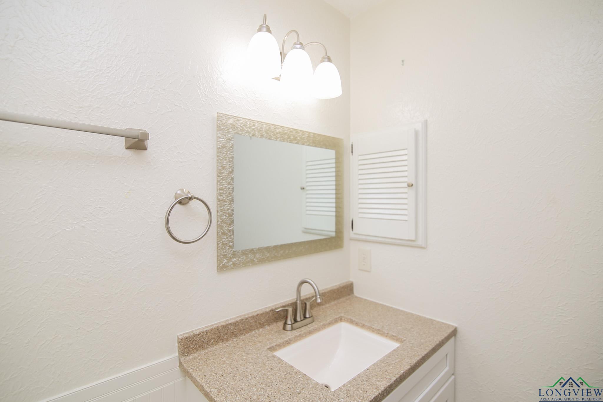 1085 Private Road 5860, Yantis, Texas image 21