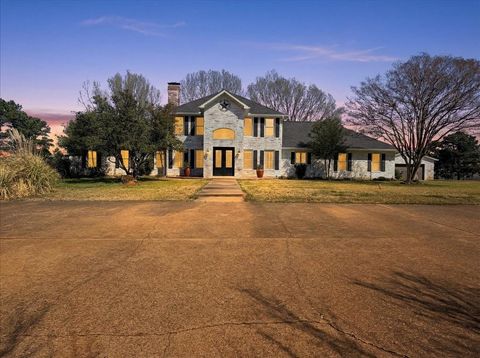 Homes For Sale - 1201 Robbins Road<br/> Henderson County, Athens, TX 75751